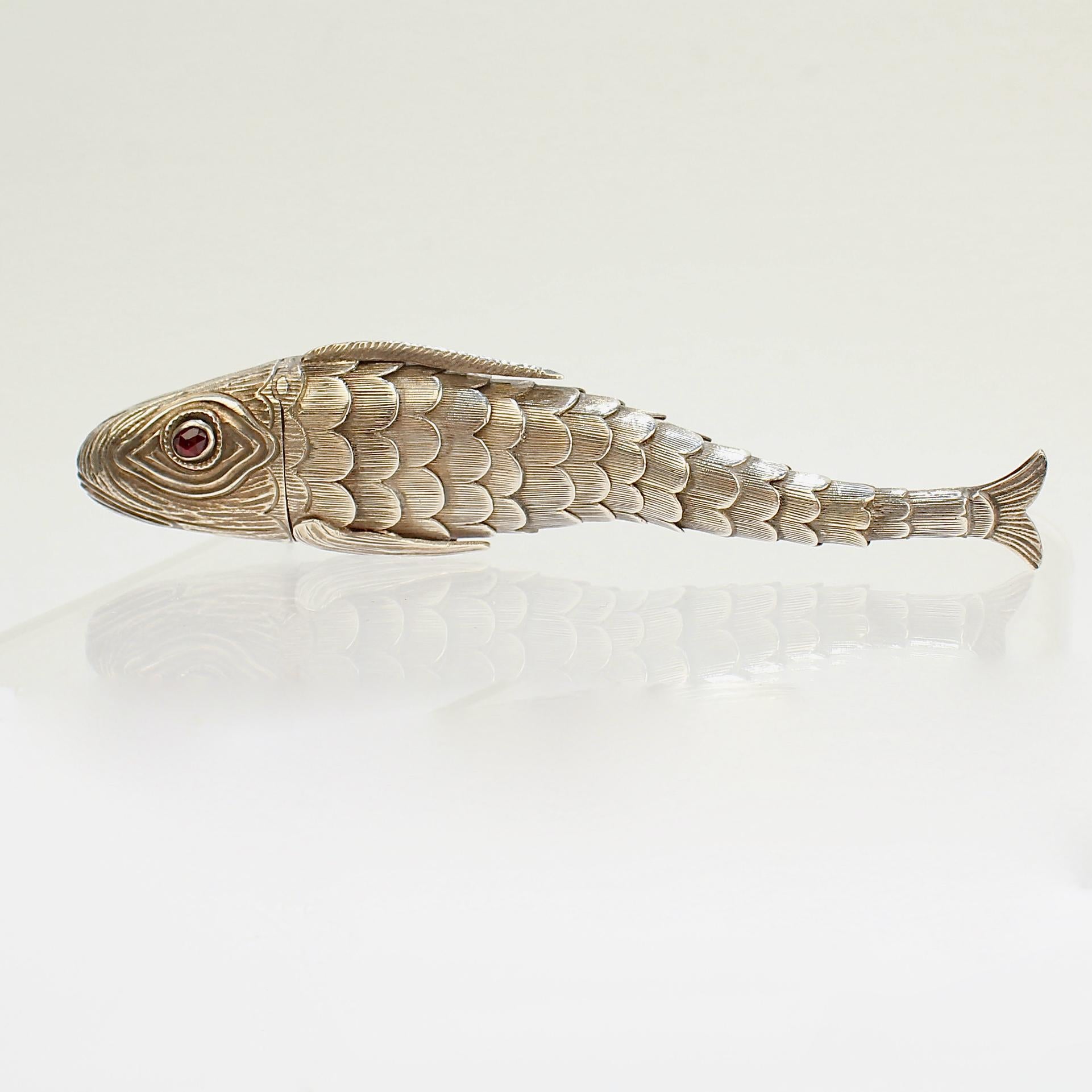 18th-19th Century Continental Articulated Fish Form Silver Vinaigrette Box 1