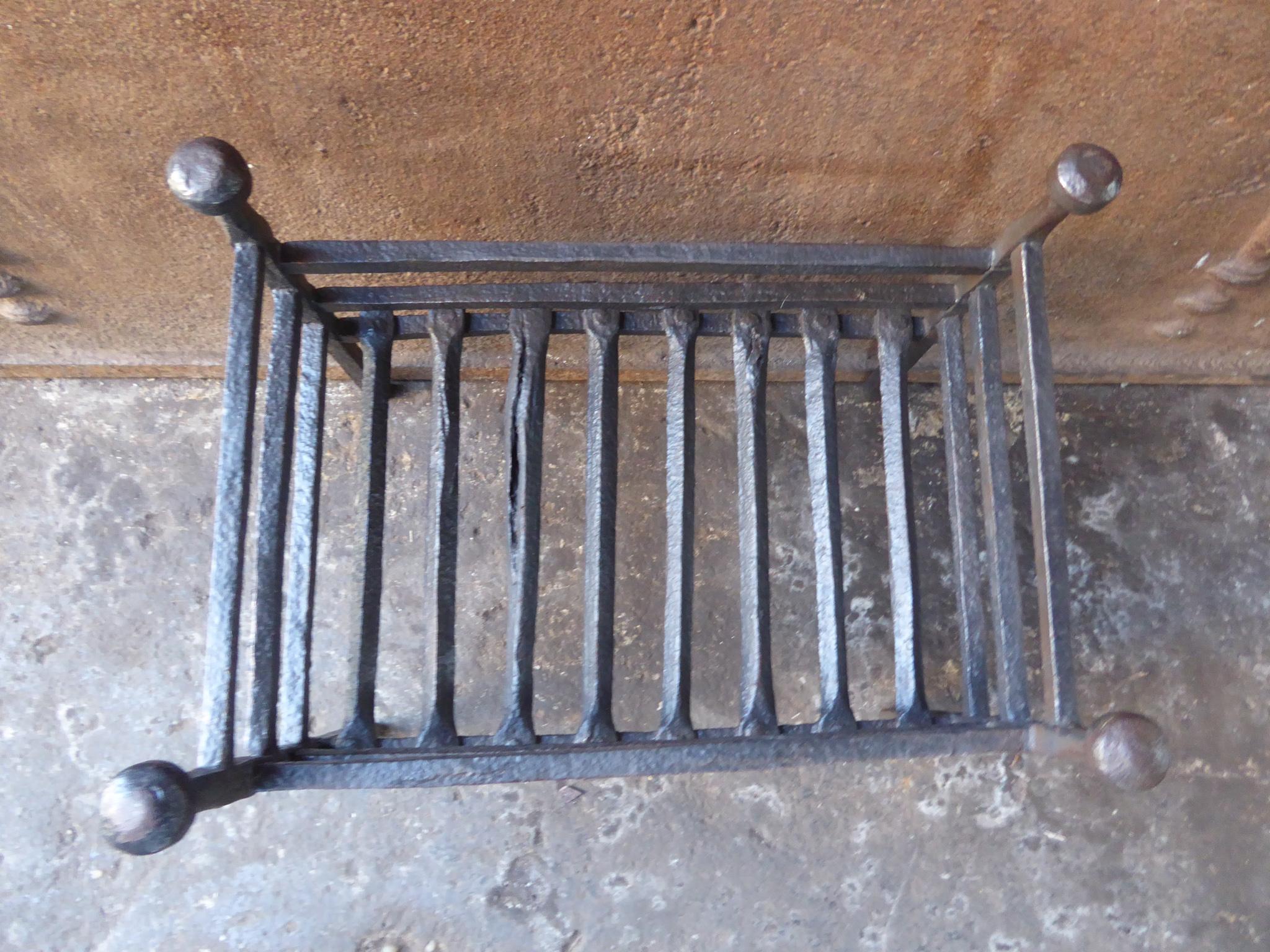 18th-19th Century Dutch Neoclassical Fireplace Grate or Fire Basket 2