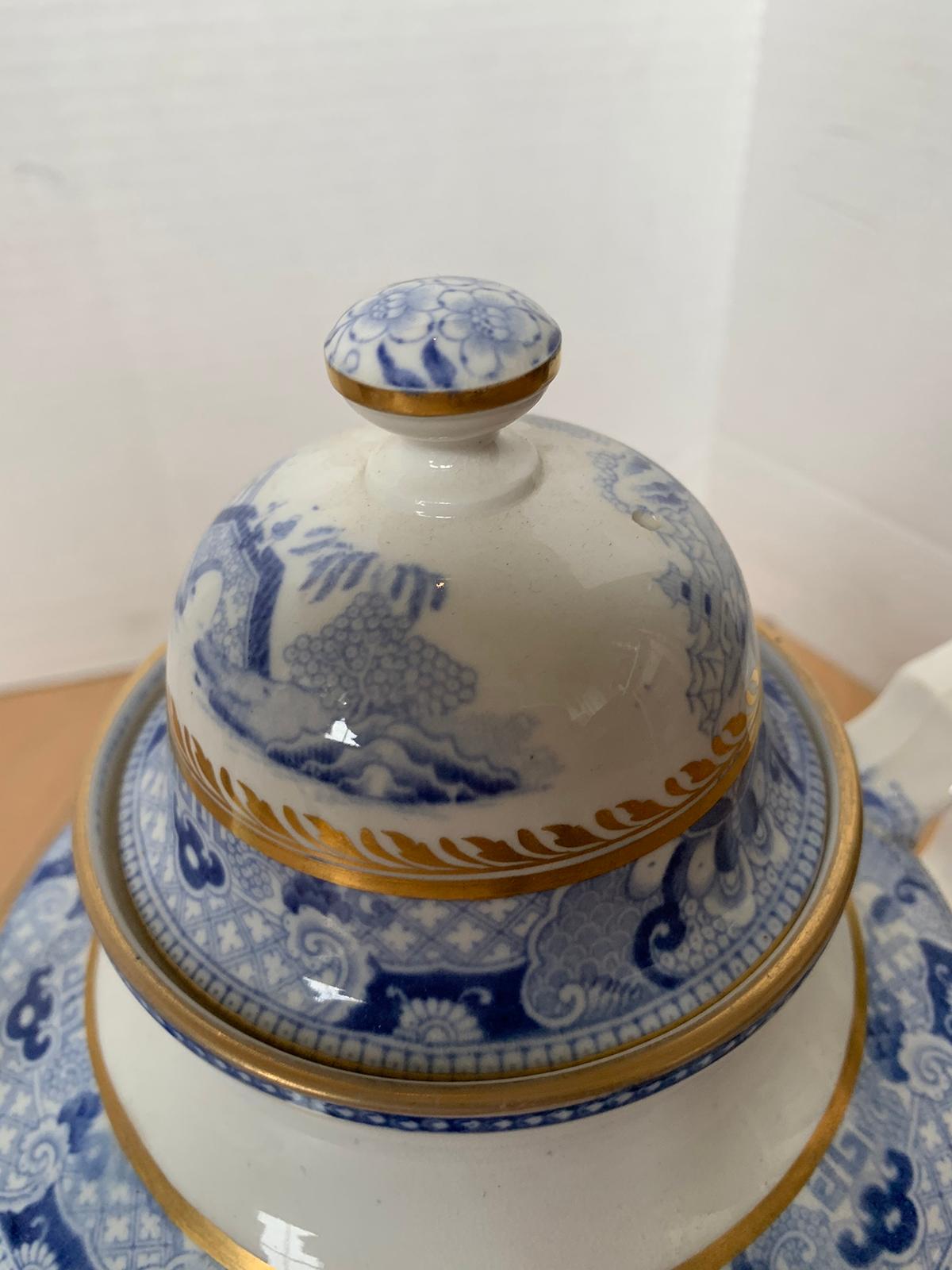 18th-19th Century English Coalport Blue and White Porcelain Teapot, Unmarked For Sale 1