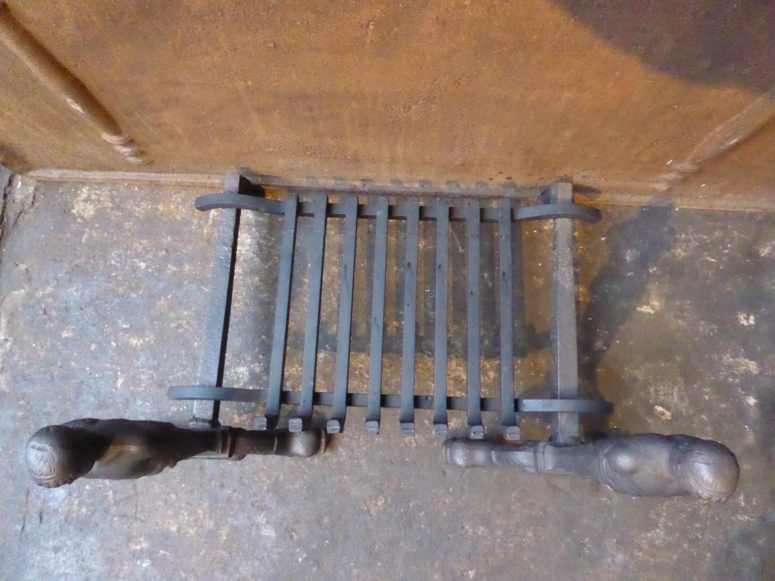 18th-19th Century English Georgian Fireplace Grate or Fire Grate 3