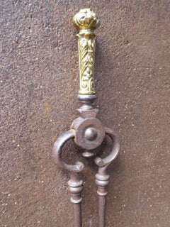 18th-19th Century English Georgian Fireplace Tongs or Fire Tongs