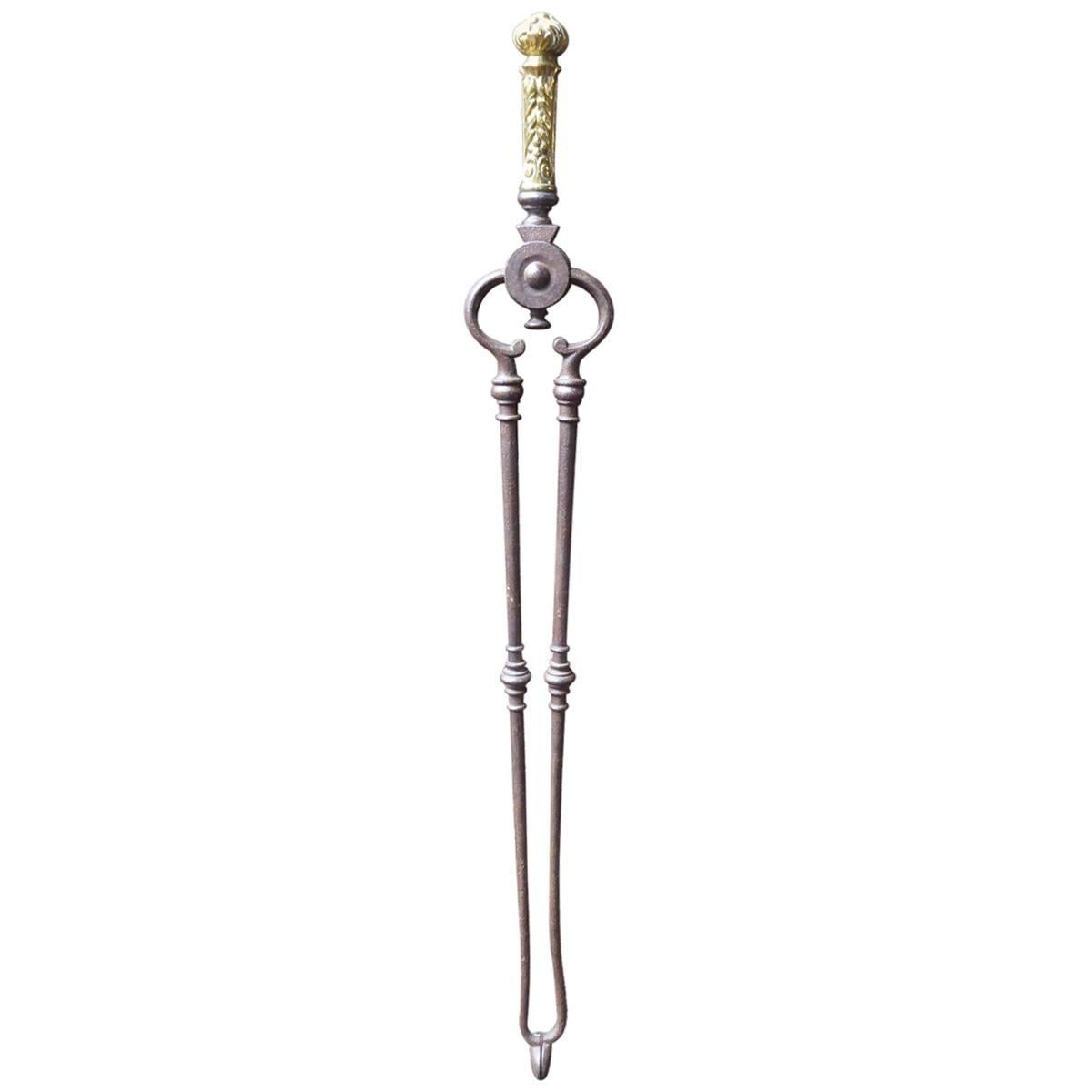 18th-19th Century English Georgian Fireplace Tongs or Fire Tongs