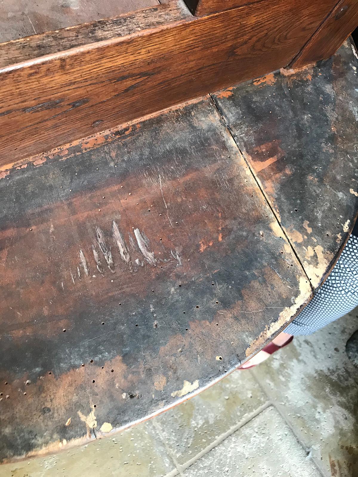 18th-19th Century English, Possibly Welsh, Cricket Table, Incredible Surface In Good Condition In Atlanta, GA