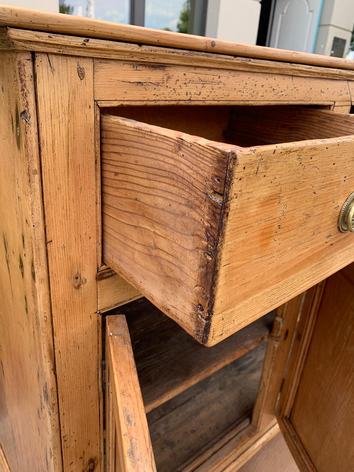 18.-19. Jahrhundert Englisch Scrubbed Pine Dresser Base 3