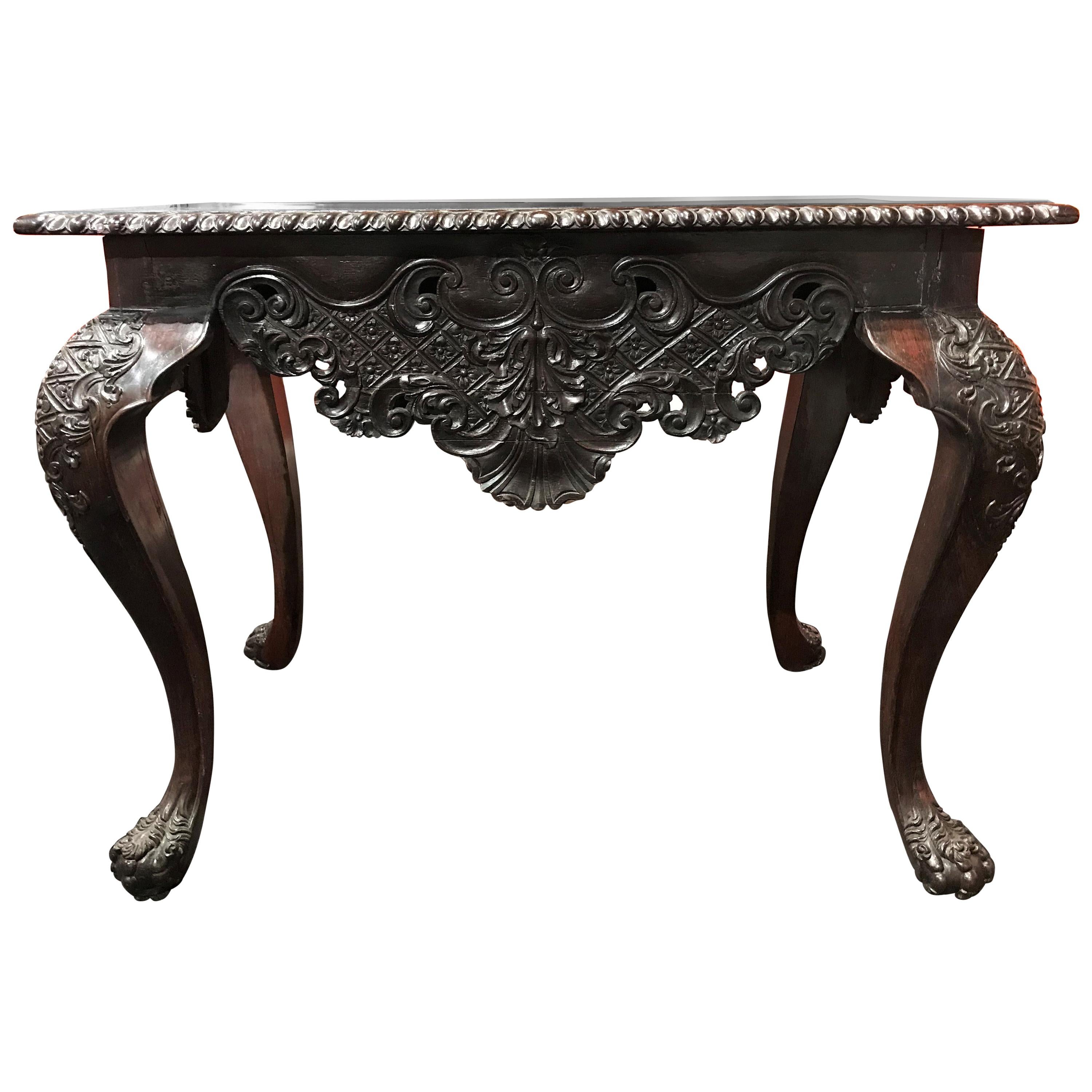 18th-19th Century Exceptionally Carved Portuguese Rococo Rosewood Center Table For Sale