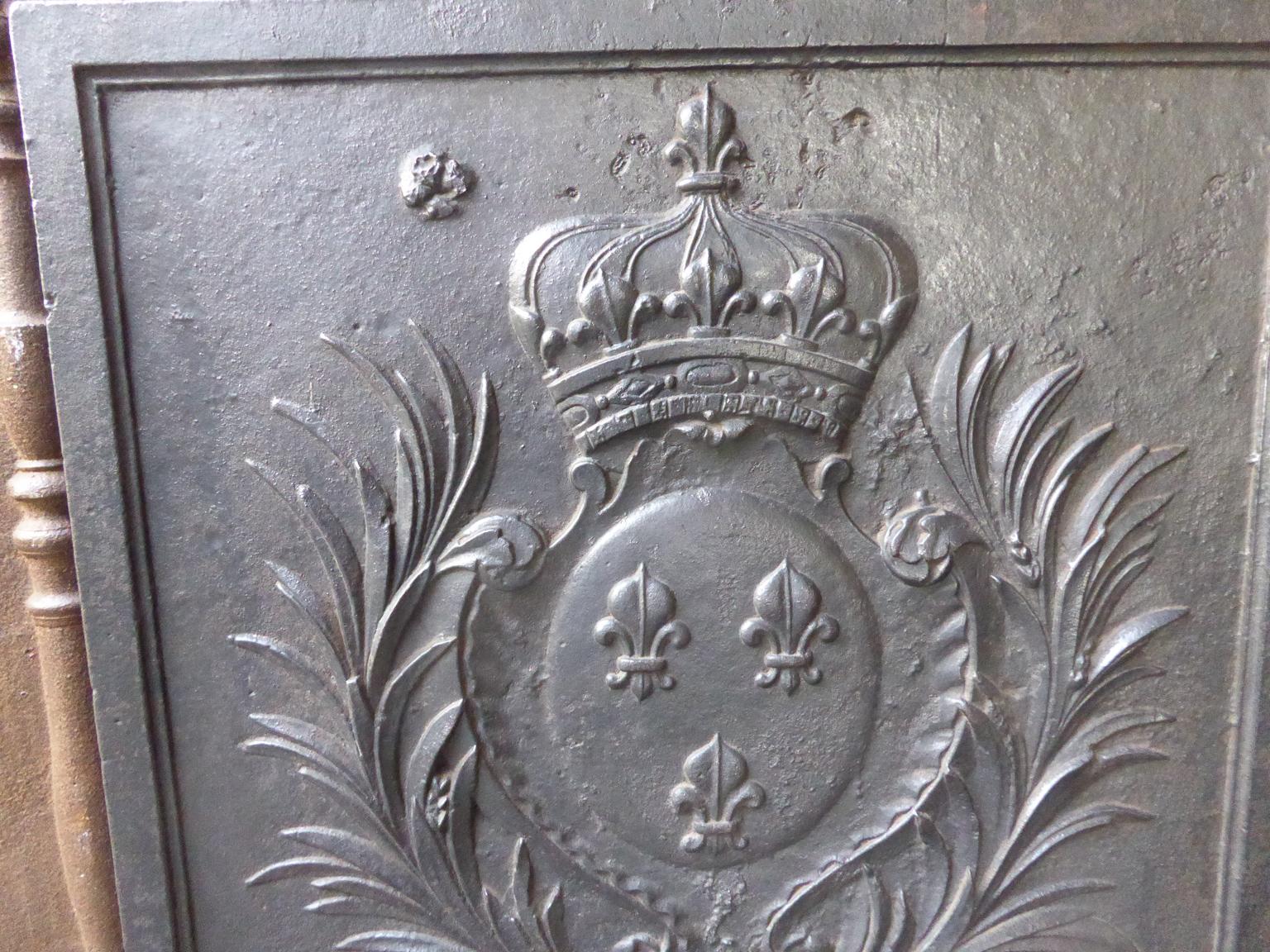 18th-19th Century French 'Arms of France' Fireback In Good Condition In Amerongen, NL