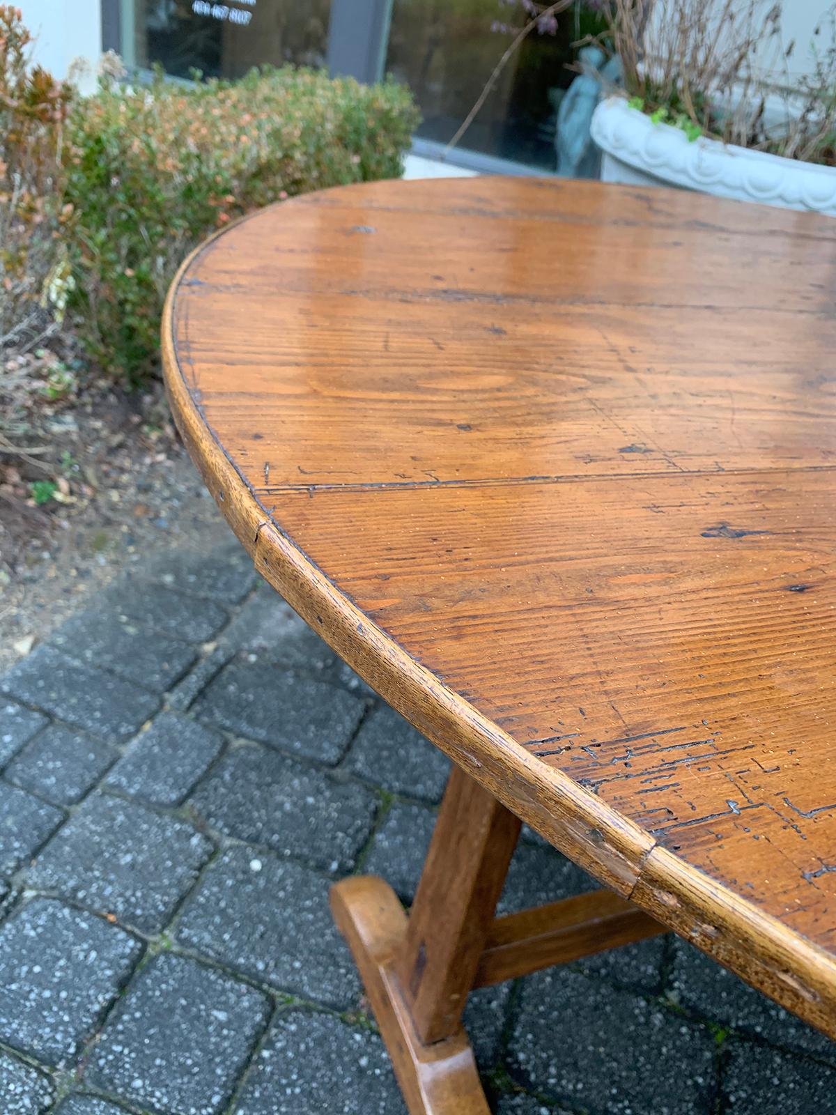 18th-19th Century French Fruitwood Round Tilt-Top Wine Tasting Table 6