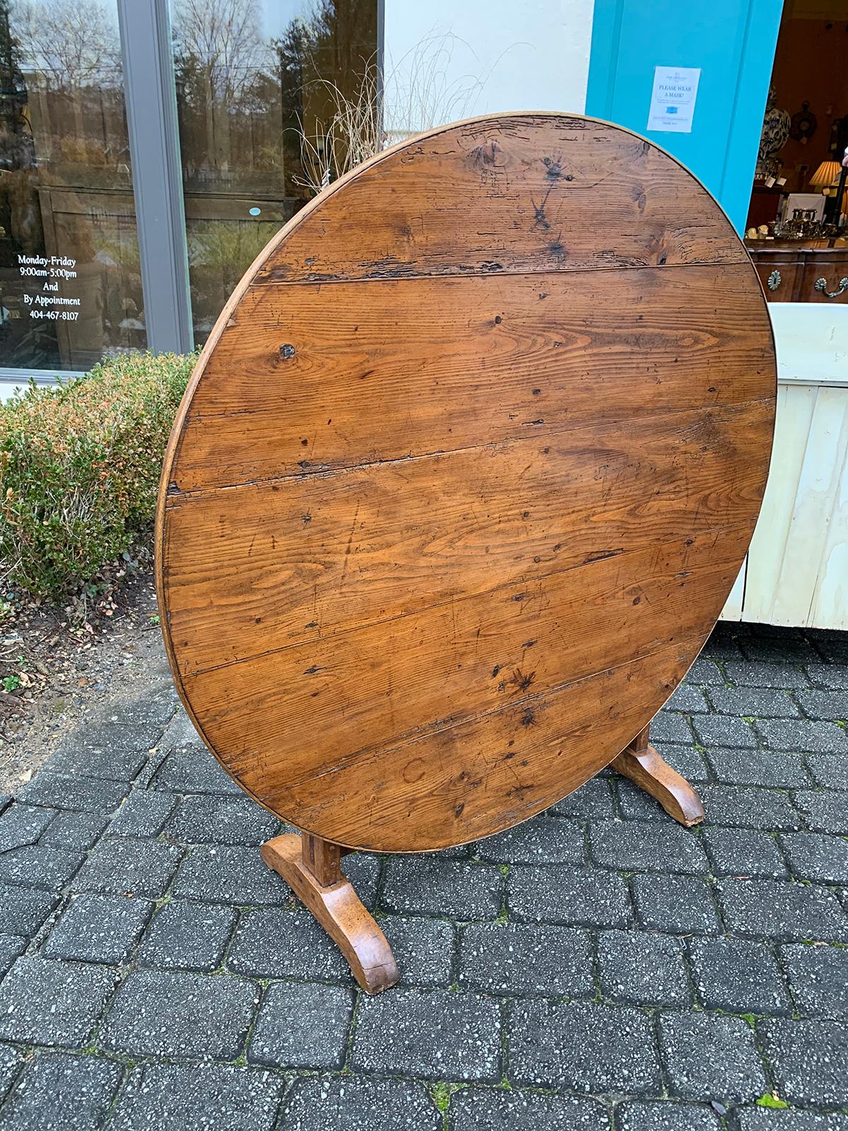 18th-19th Century French Fruitwood Round Tilt-Top Wine Tasting Table 10