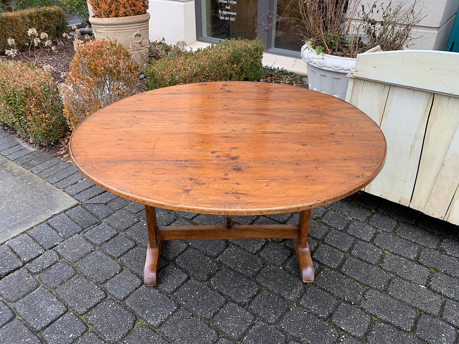 18th-19th Century French Fruitwood Round Tilt-Top Wine Tasting Table 11