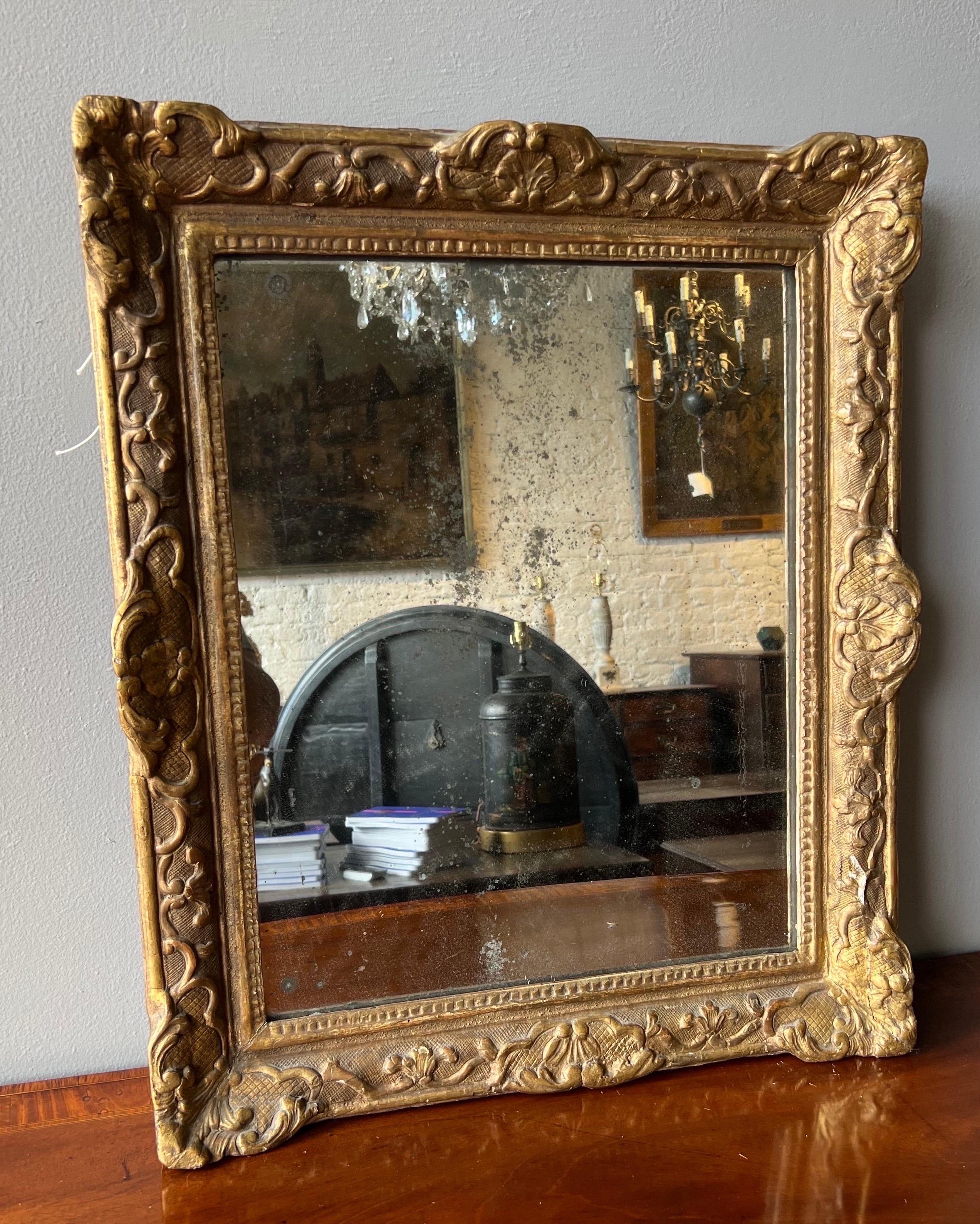 Great quality 18th-19th century French giltwood mirror.