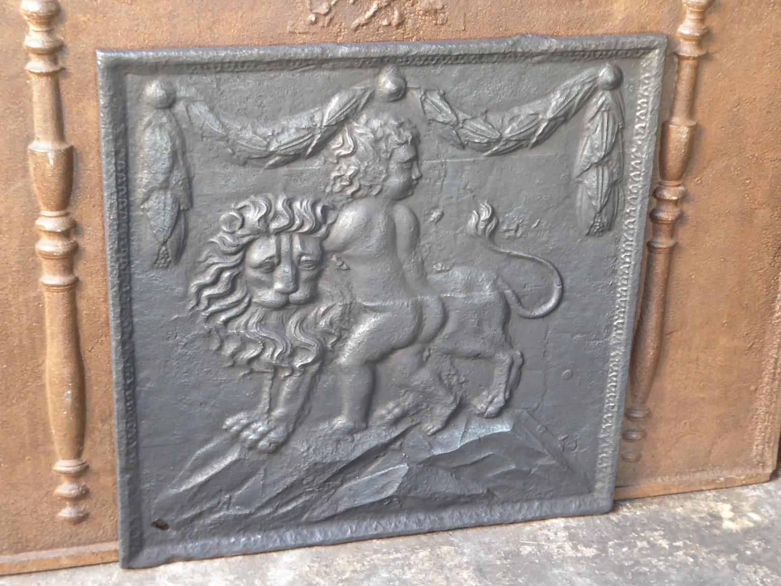 18th-19th Century French Neoclassical 'Decorative' Fireback 3