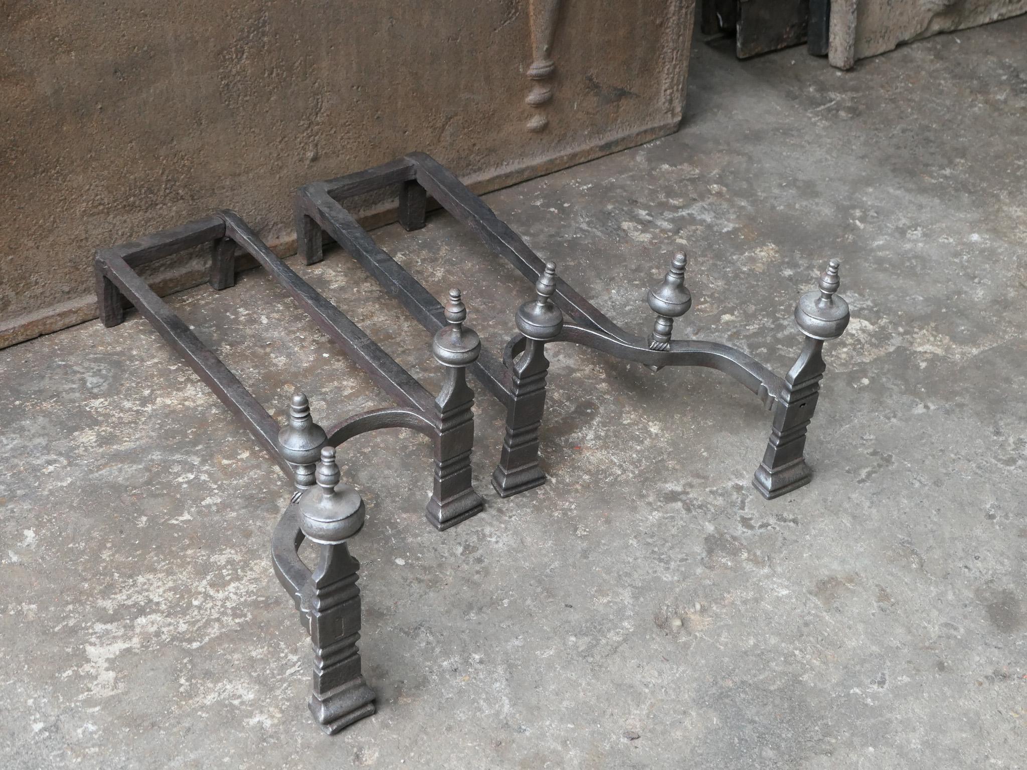 18th-19th Century French Neoclassical Fireplace Grate or Fire Grate For Sale 3