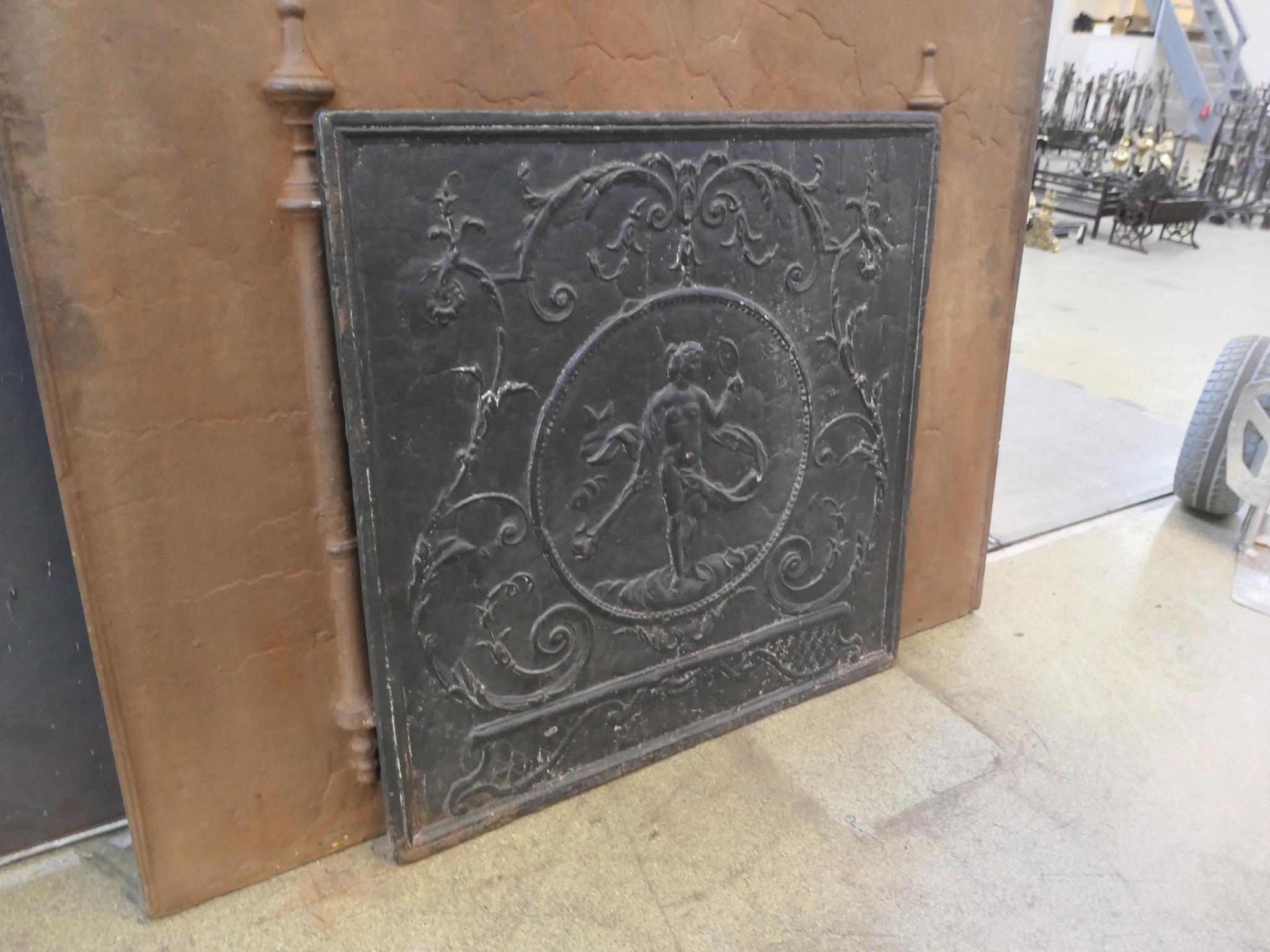 Plaque de cheminée / crédence d'arrière de la période néoclassique française « Vénus » du 18e -19e siècle en vente 2