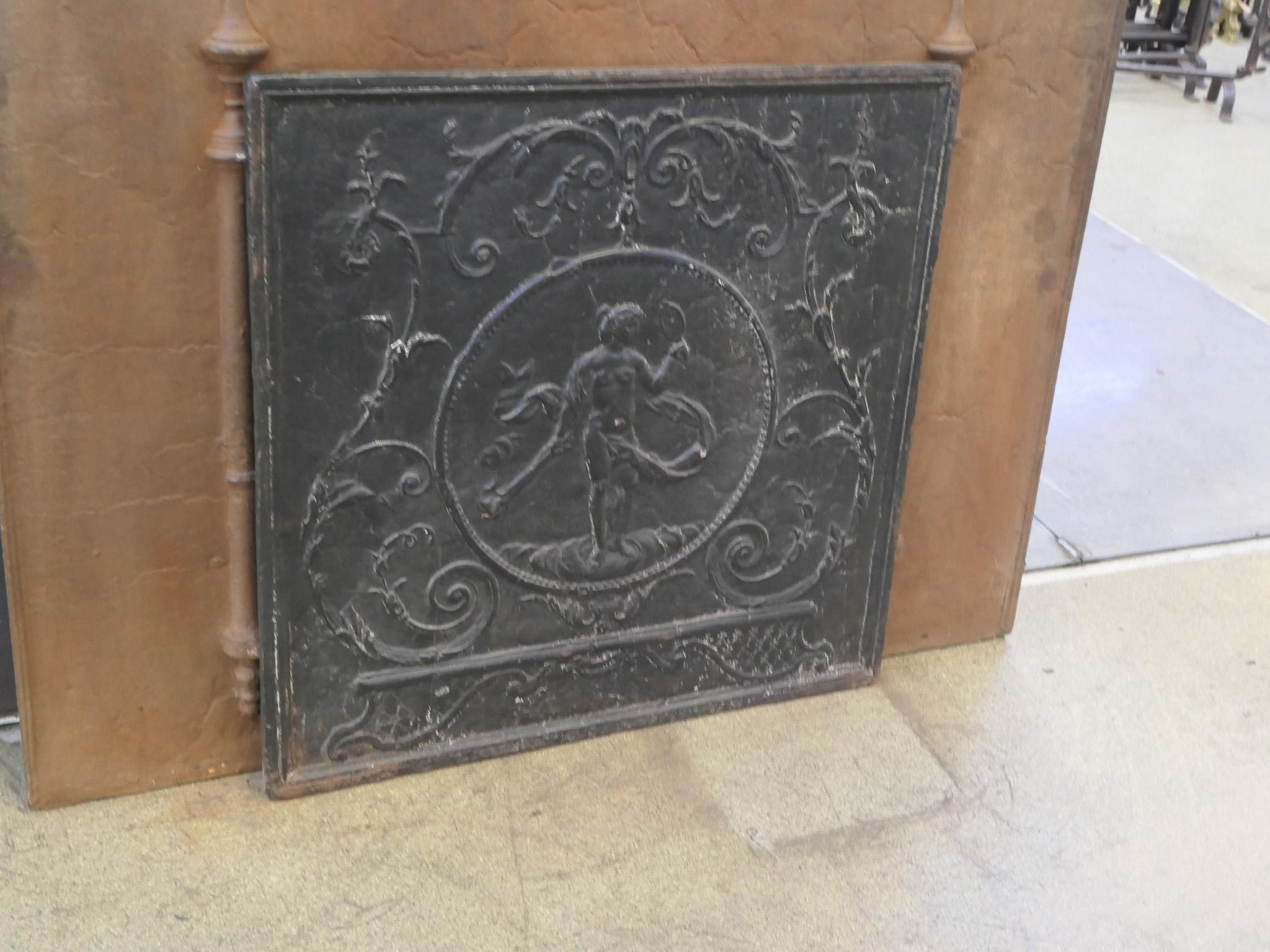 Français Plaque de cheminée / crédence d'arrière de la période néoclassique française « Vénus » du 18e -19e siècle en vente