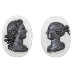 18th - 19th Century French Pair of Oval Bronze Bas Reliefs - Antique Wall Décor