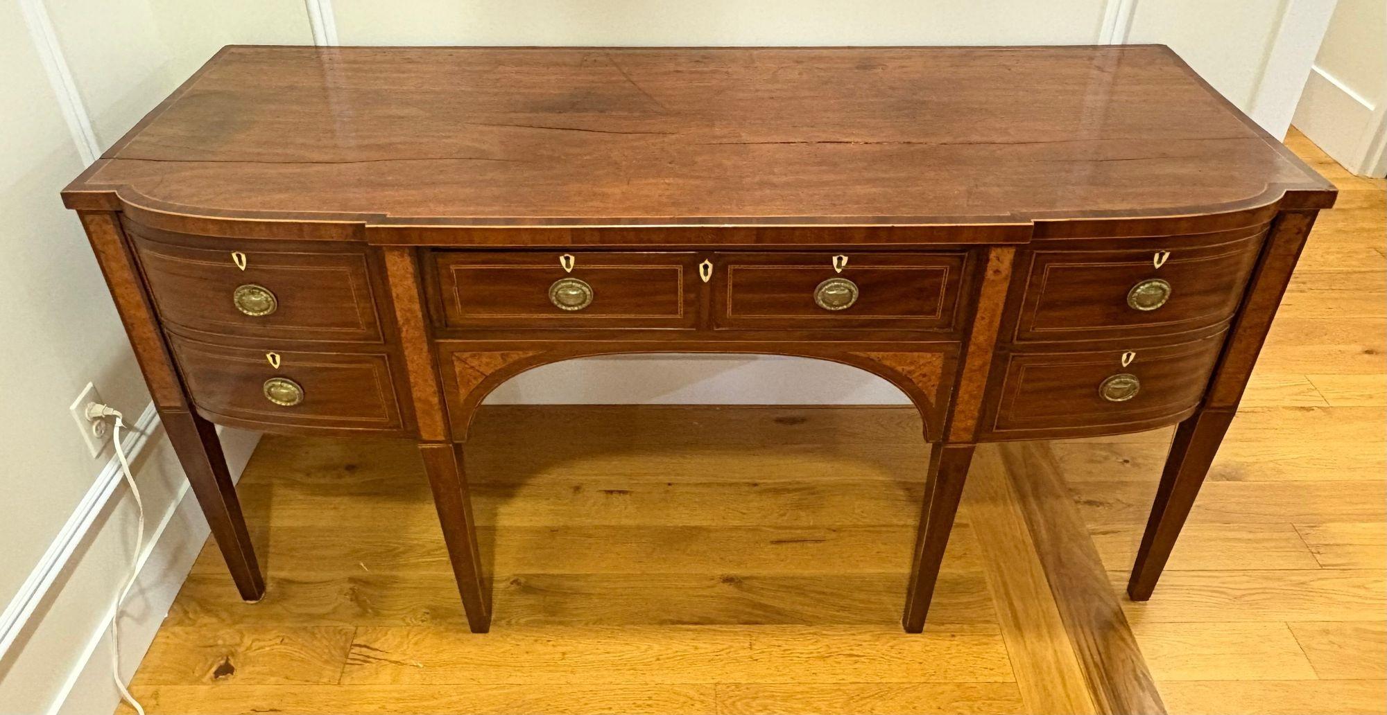 XIXe siècle 18th / 19th Century George lll Sideboard, Mahogany, Wine Drawer, Inlaid en vente