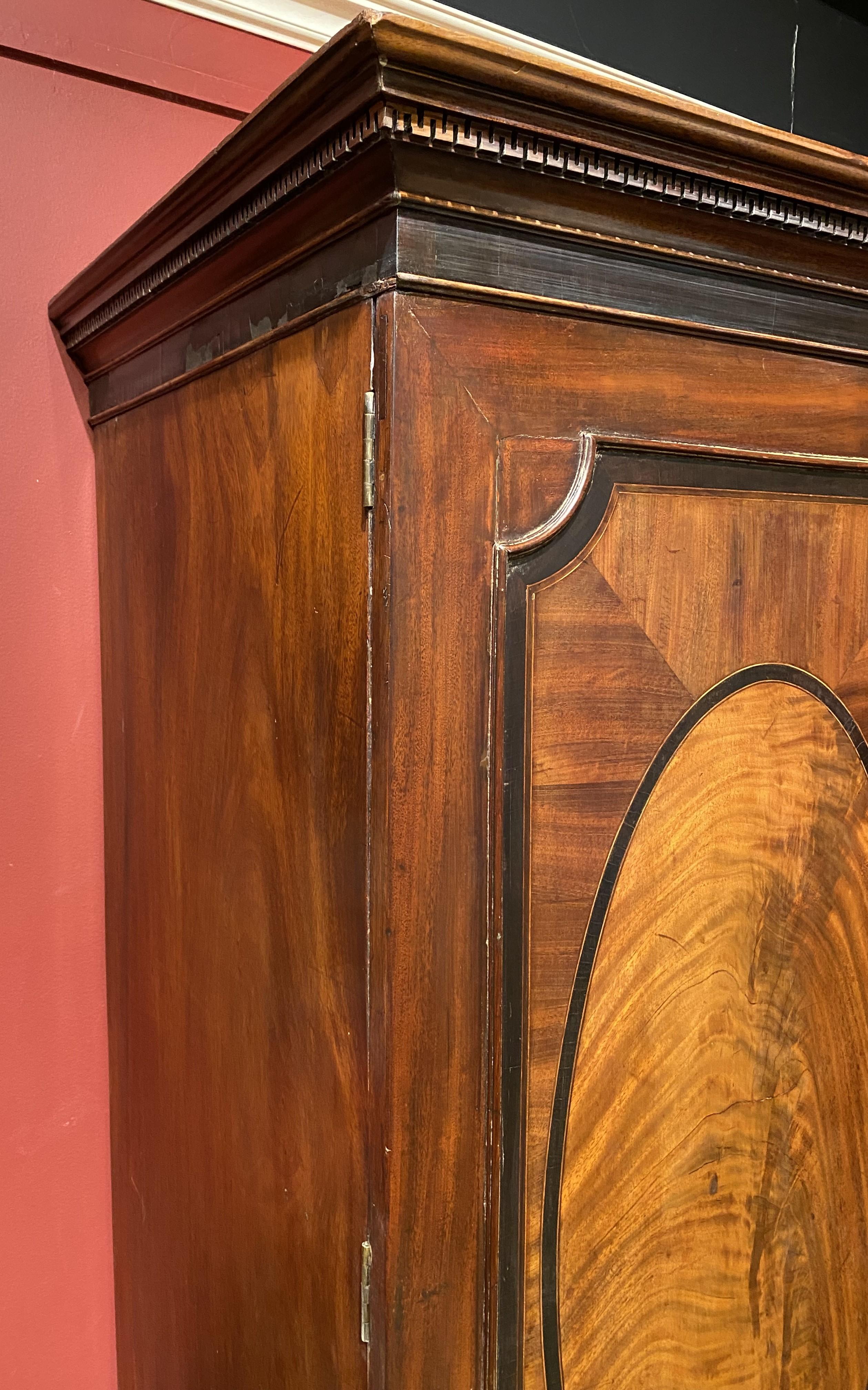 Hand-Carved 18th / 19th Century Georgian Mahogany Linen Press For Sale