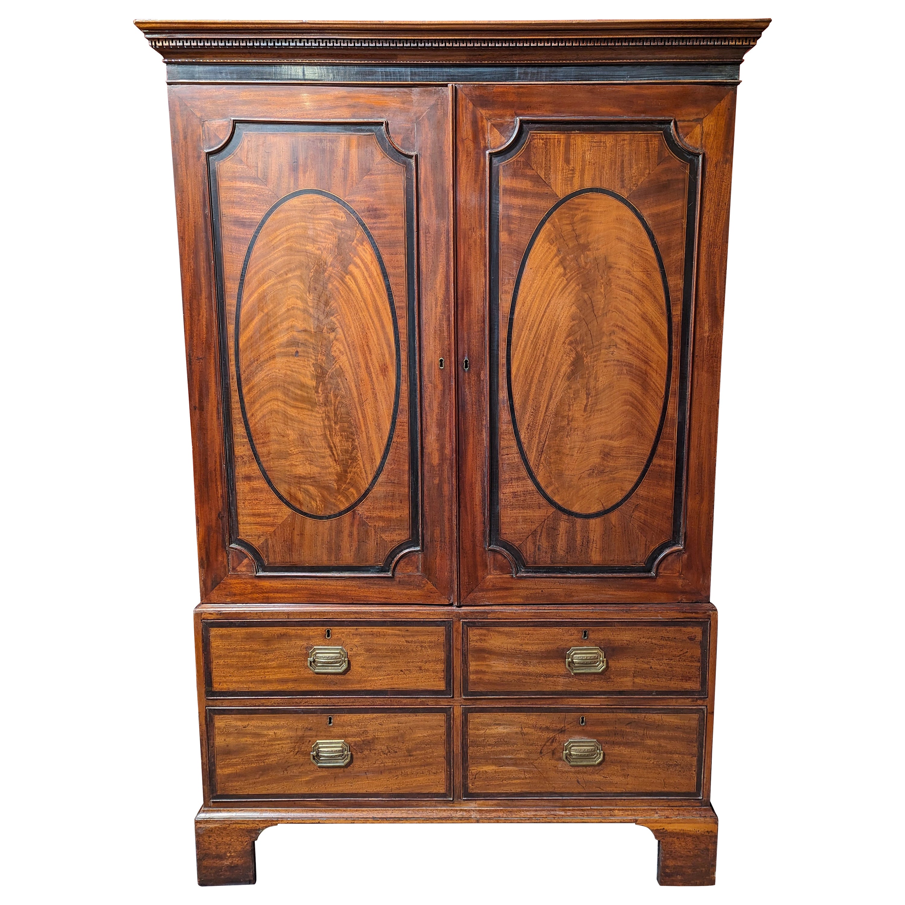 18th / 19th Century Georgian Mahogany Linen Press