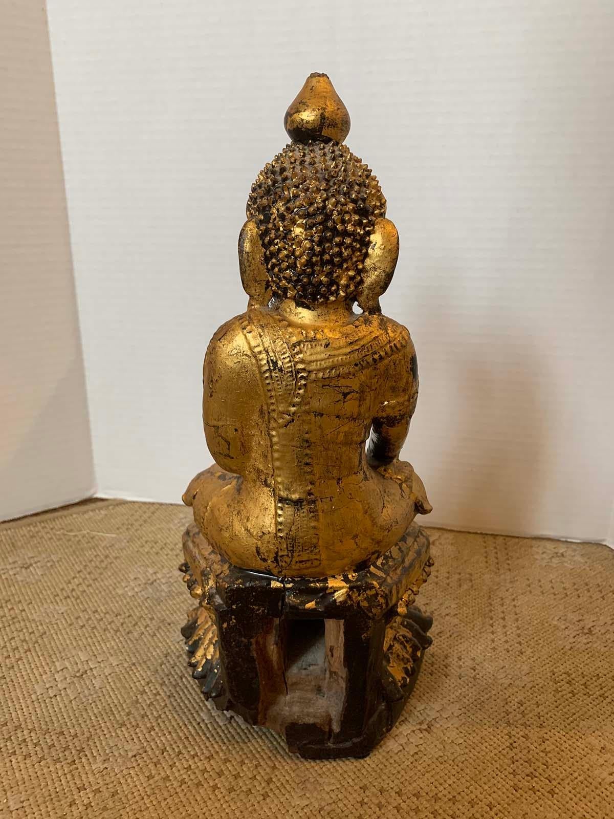 18th-19th Century Giltwood Buddha in Lotus Position 1