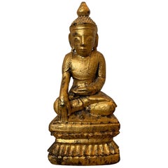 18th-19th Century Giltwood Buddha in Lotus Position