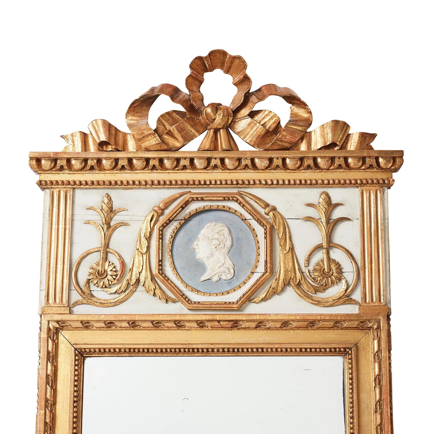 Hand-Carved 18th - 19th Century Swedish Gustavian Antique Gilded Pinewood Wall Glass Mirror For Sale