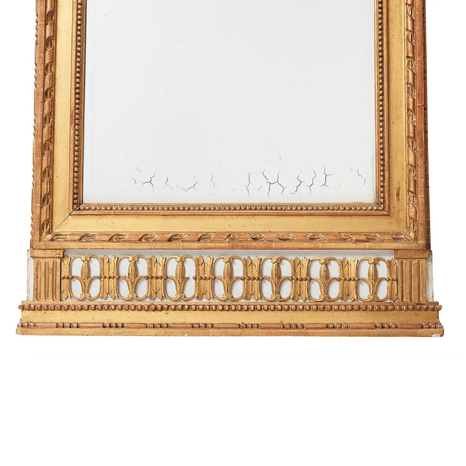 18th - 19th Century Swedish Gustavian Antique Gilded Pinewood Wall Glass Mirror In Good Condition For Sale In West Palm Beach, FL
