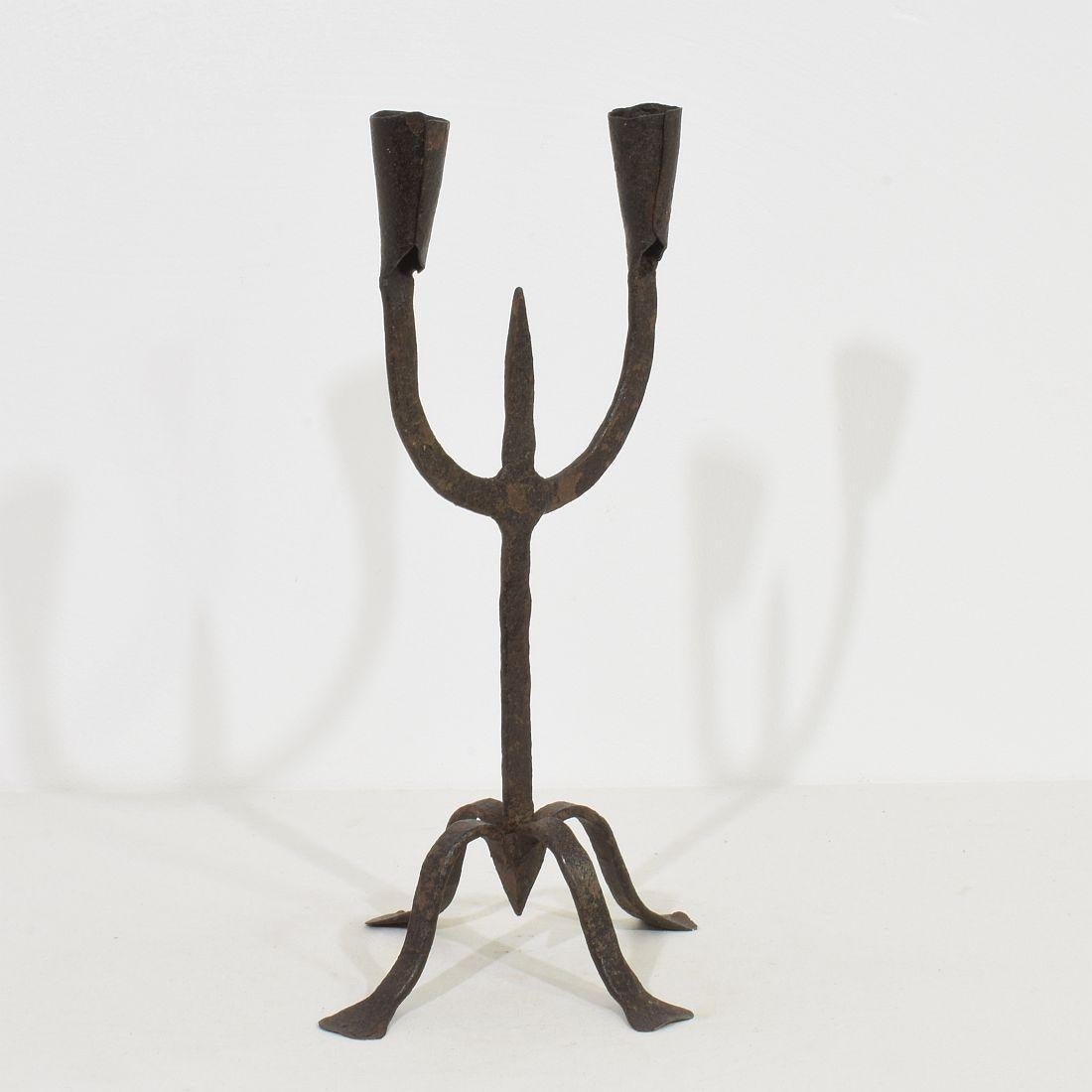 18th-19th Century Hand Forged Iron Candleholder In Good Condition In Buisson, FR