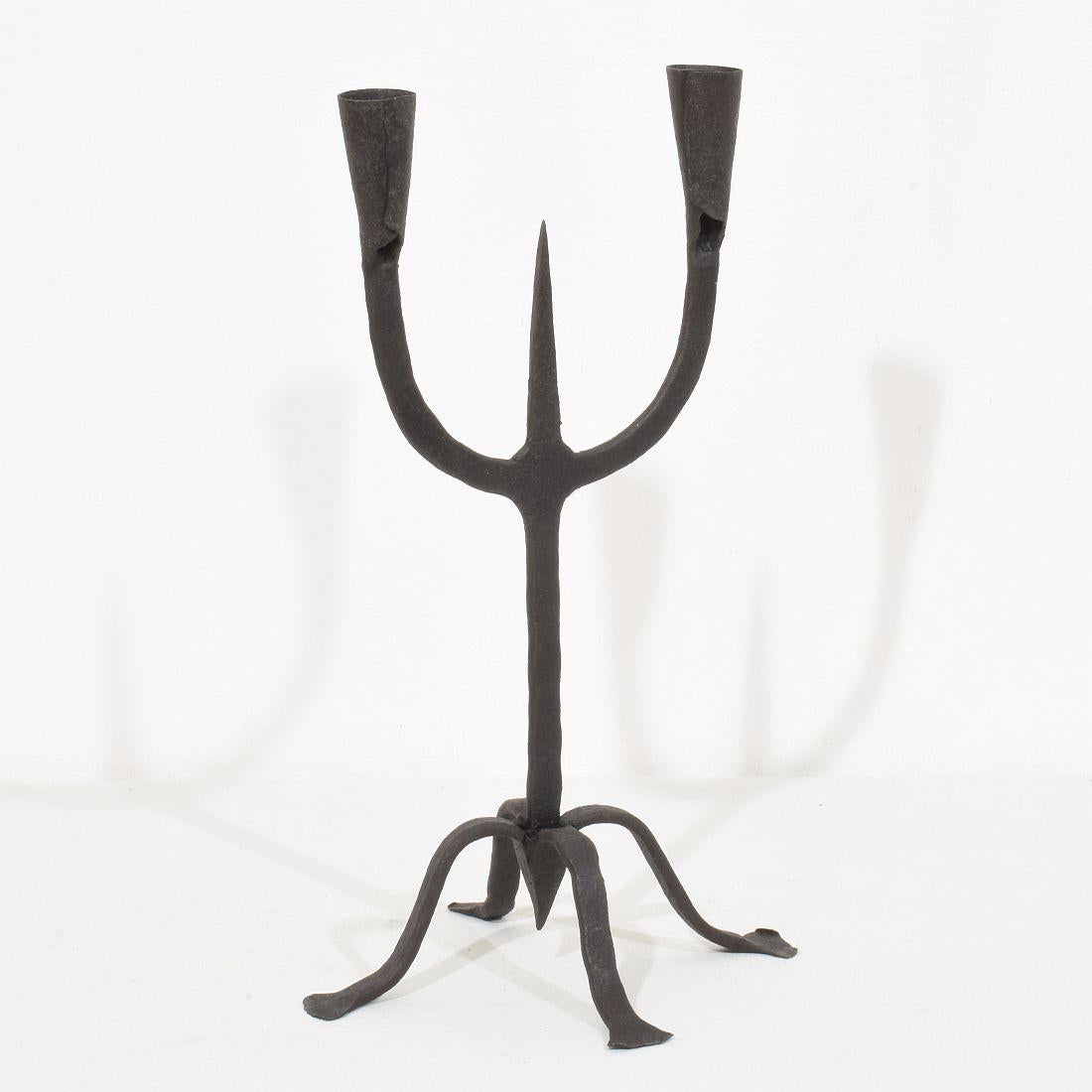 18th-19th Century Hand Forged Iron Candleholder In Good Condition For Sale In Buisson, FR