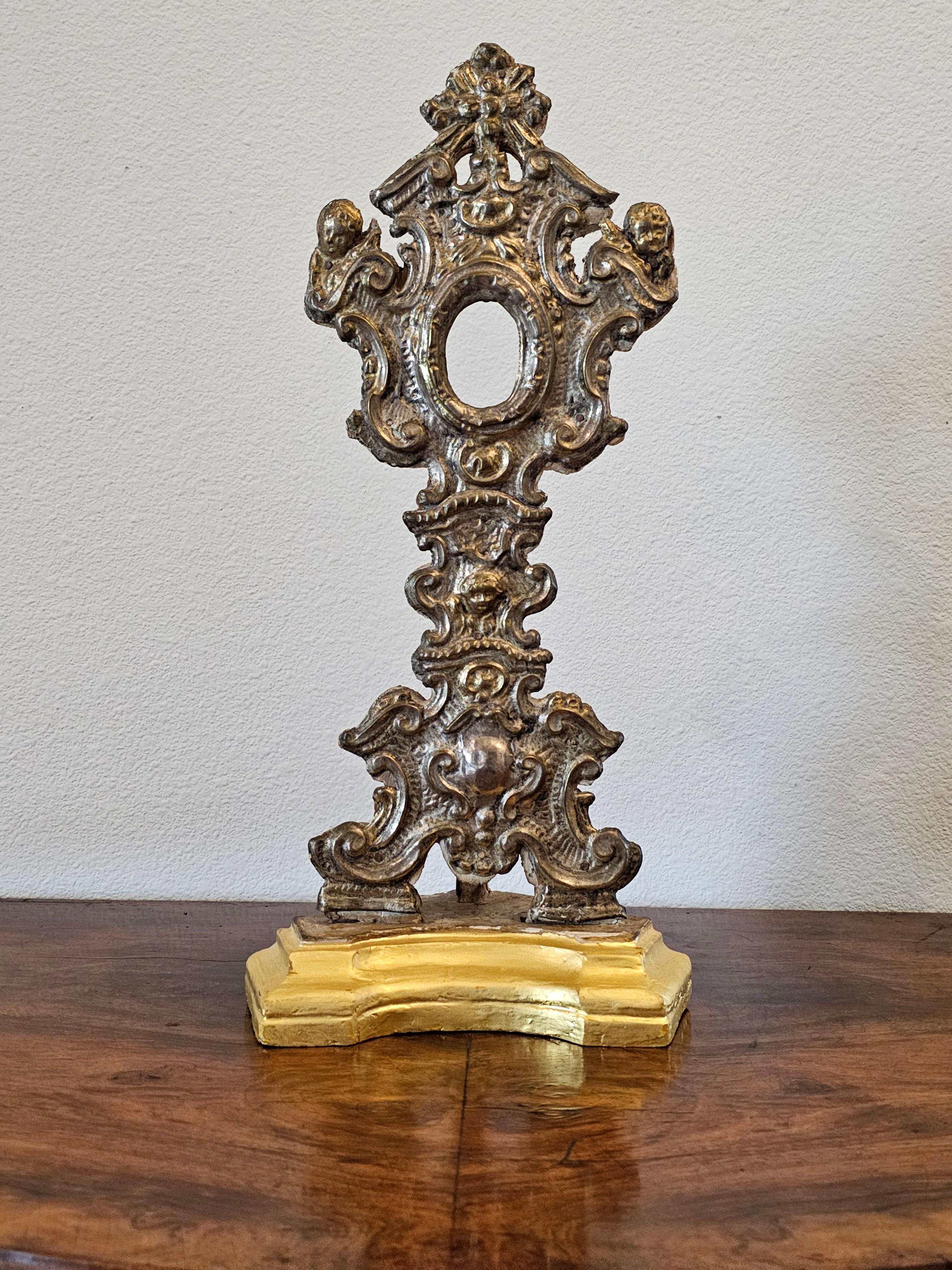 Baroque Reliquaire d'autel baroque italien d'autel Monstrance en métal argenté du 18e/19e siècle  en vente