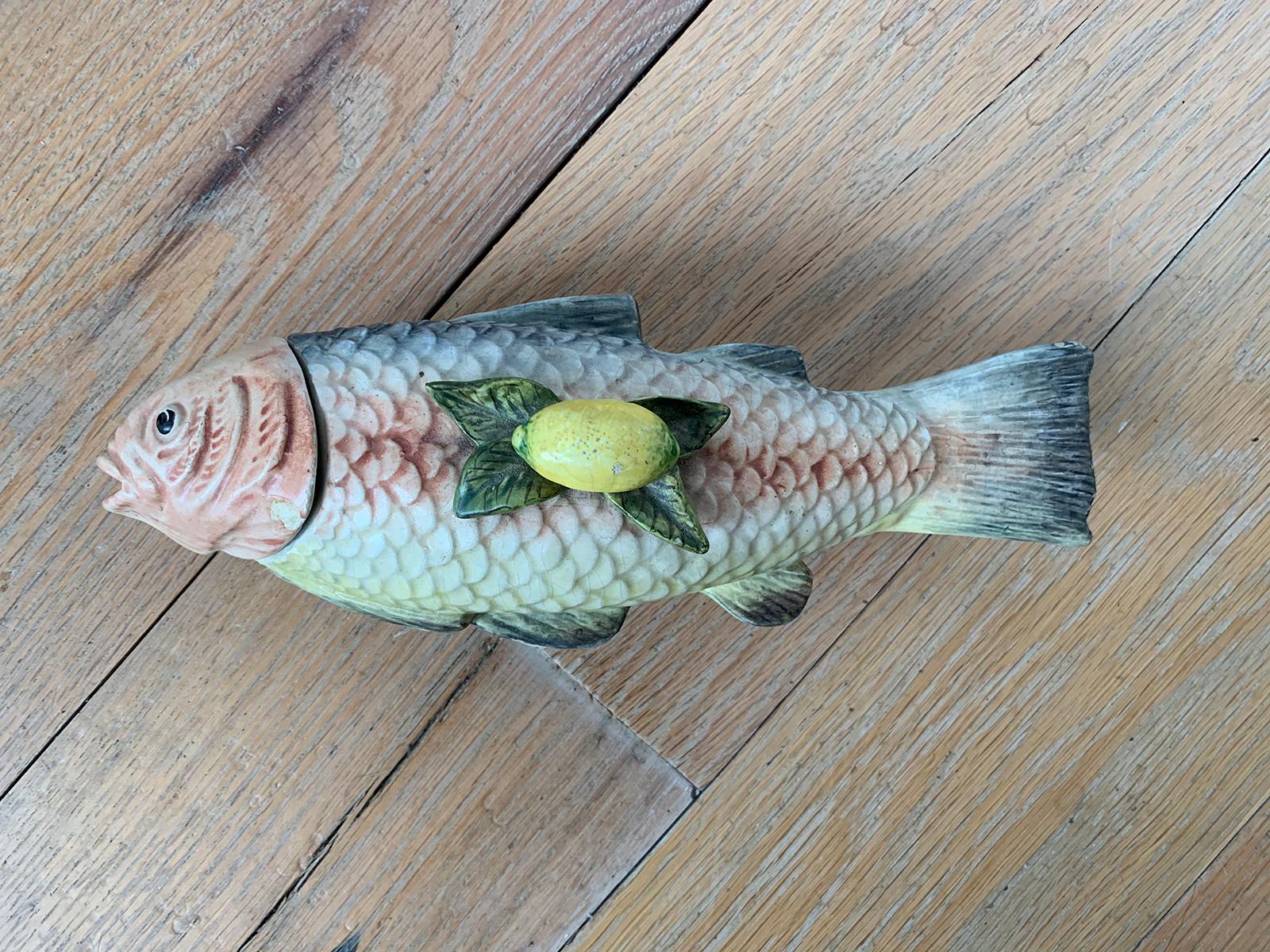 18th-19th Century Italian Hand Painted Lidded Porcelain Fish from David Byers In Good Condition In Atlanta, GA