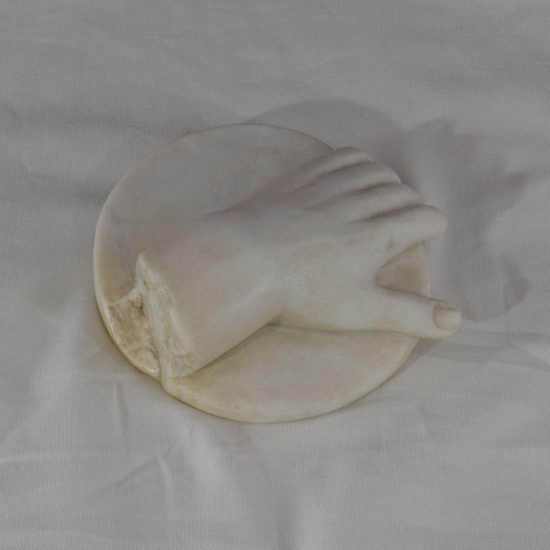 18th-19th Century Italian Marble Fragment of a Hand Holding a Disc 3