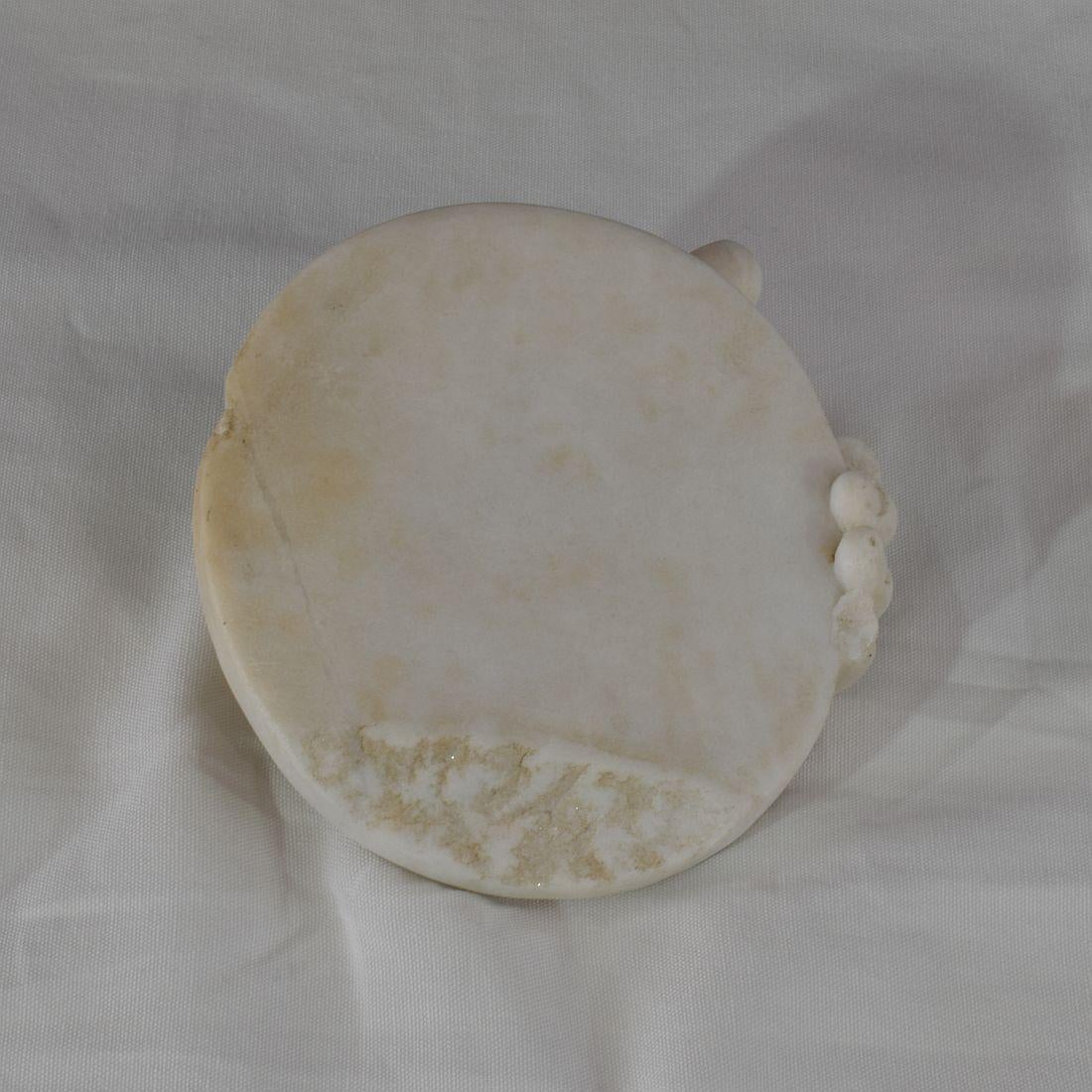 18th-19th Century Italian Marble Fragment of a Hand Holding a Disc 5