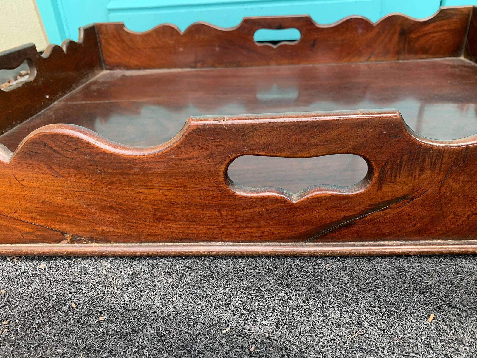 18th-19th Century Large English Butler's Tray In Good Condition For Sale In Atlanta, GA
