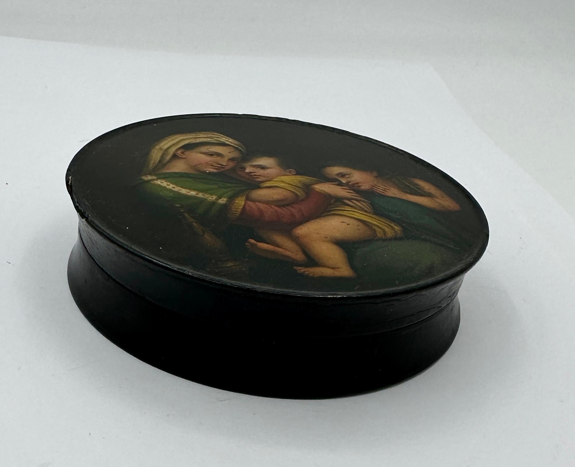 18th-19th Century Madonna and Child Angel Portrait Miniature Box Hand Painted In Good Condition For Sale In New York, NY