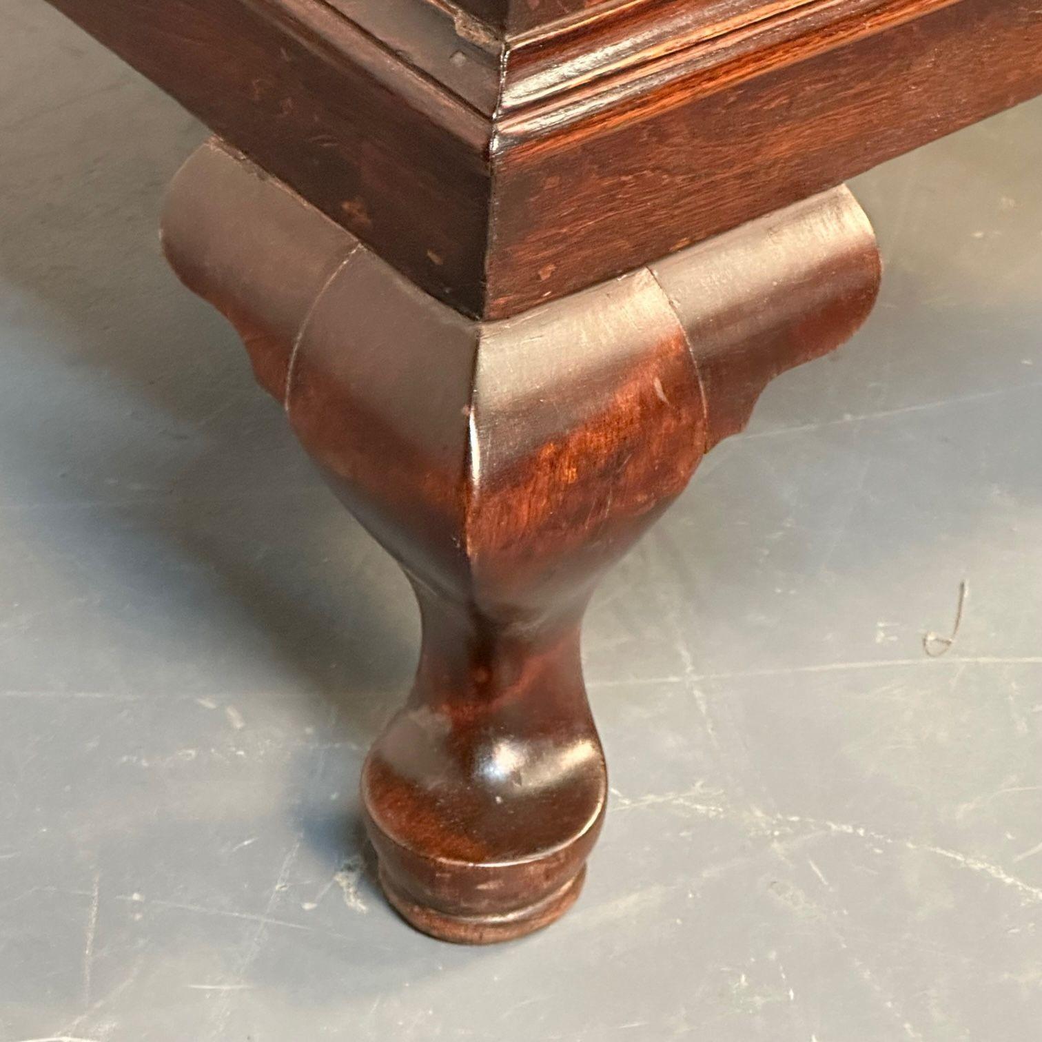 18th/19th Century Mahogany Georgian Queen Anne Leg Chest / Nightstand, English For Sale 1
