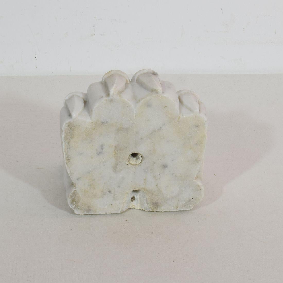 18th-19th Century Neoclassical Italian Marble Claw 6