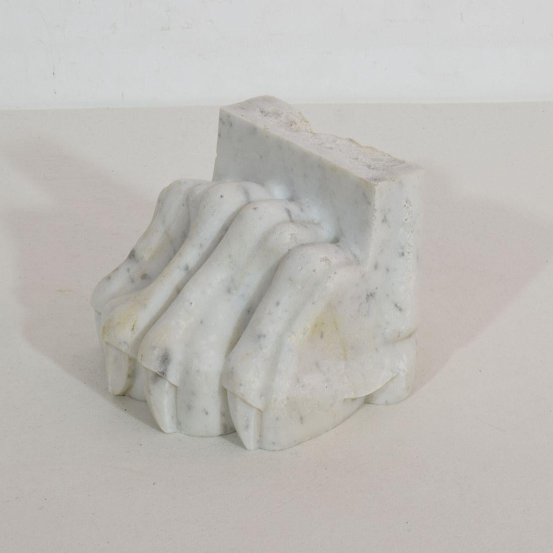 18th-19th Century Neoclassical Italian Marble Claw 1
