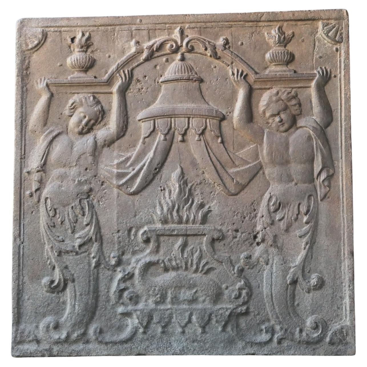 Plaque de cheminée / dosseret "salamandre" néoclassique du 18e-19e siècle en vente