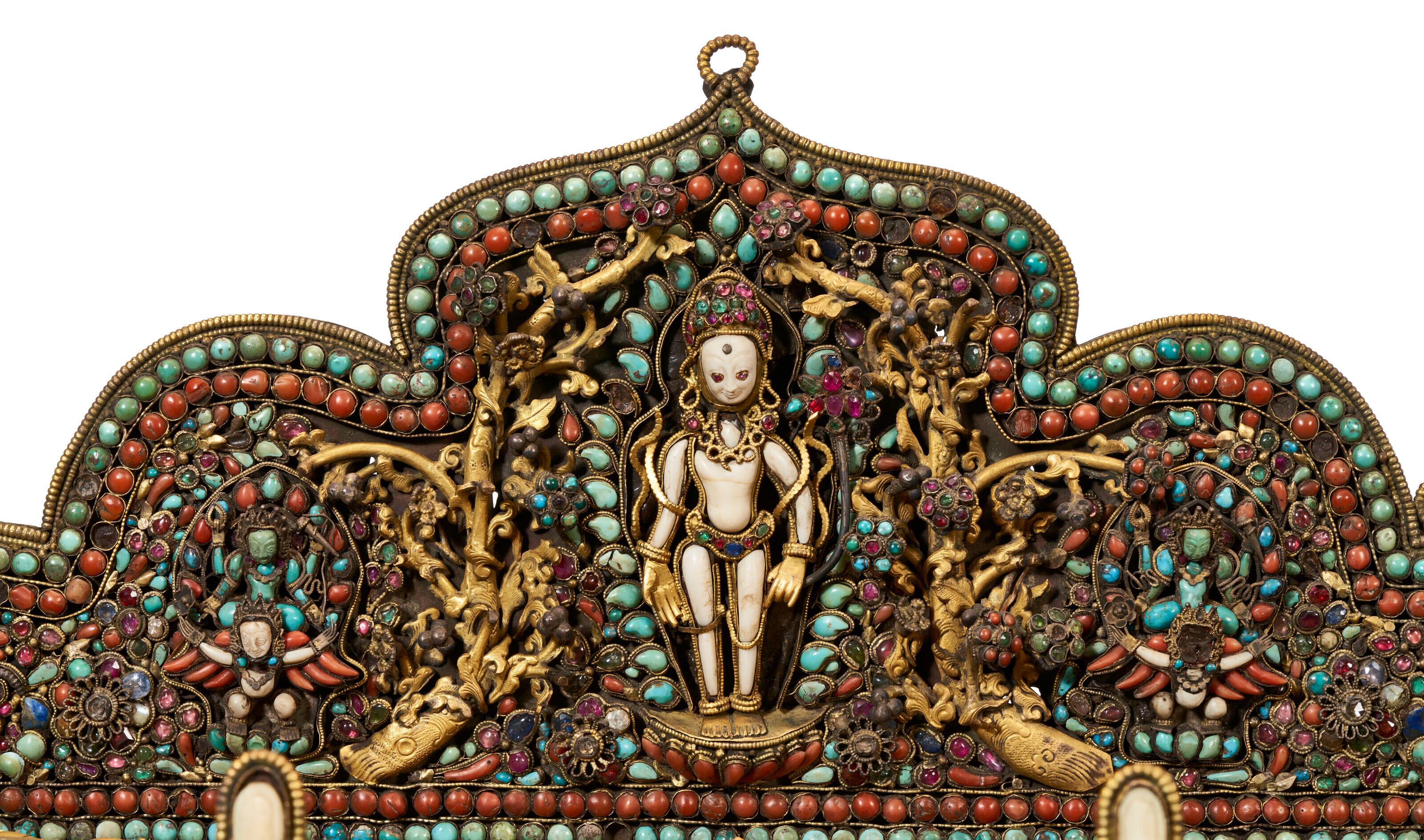 18th/19th Century Nepalese Inlaid and Gilt Silver and Copper Altar For Sale 2