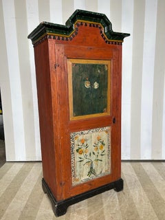 18-19  armadio svedese decorato a vernice del secolo