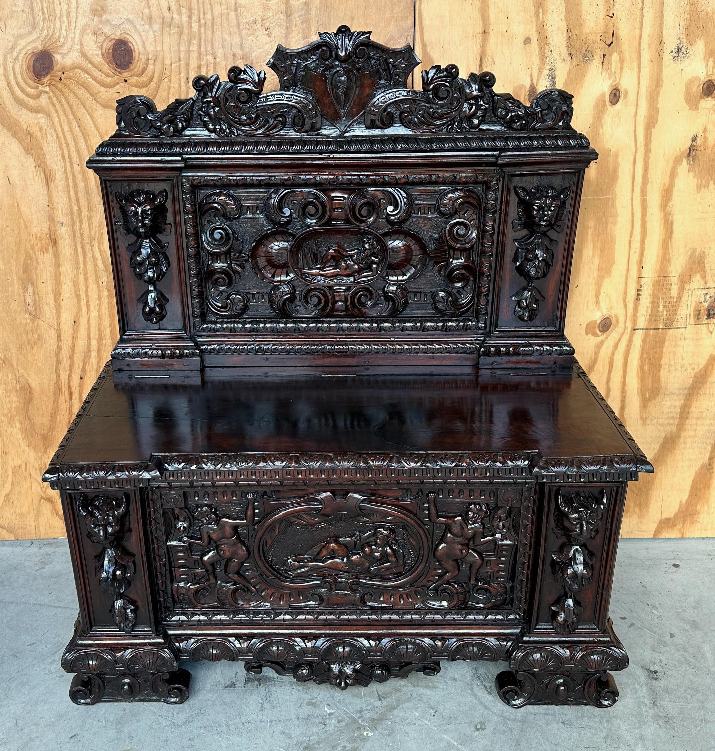 18ème/19ème siècle Renaissance Revival Sculpté  Banc figuratif en noyer en vente 5