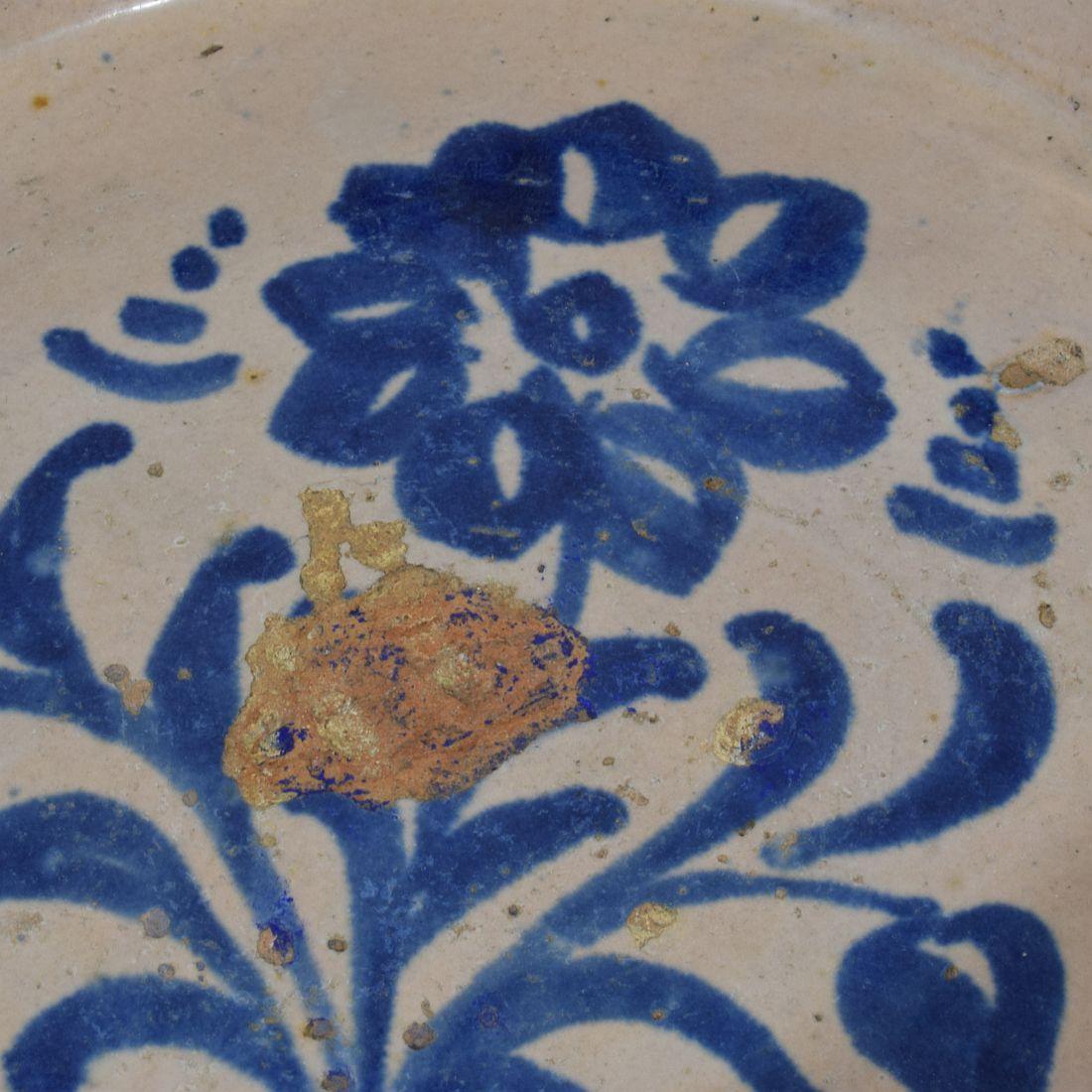 18th/ 19th Century Spanish Glazed Terracotta Bowl For Sale 10