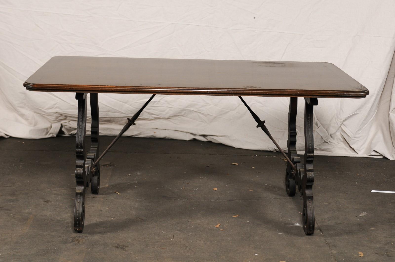 18th-19th Century Spanish Trestle Table with Iron Stretcher For Sale 2