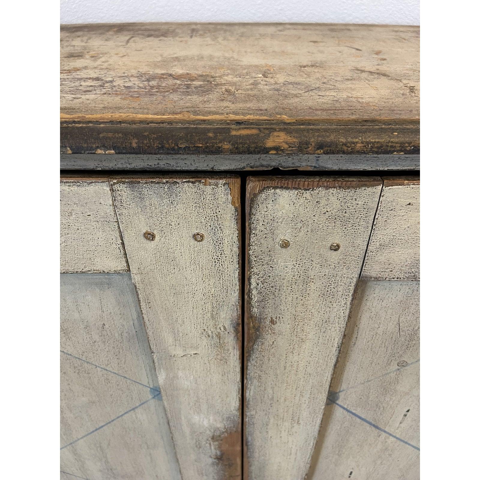 Hand-Crafted 18th/19th Century Swedish Gustavian Period Painted Pine Kitchen Cupboard For Sale