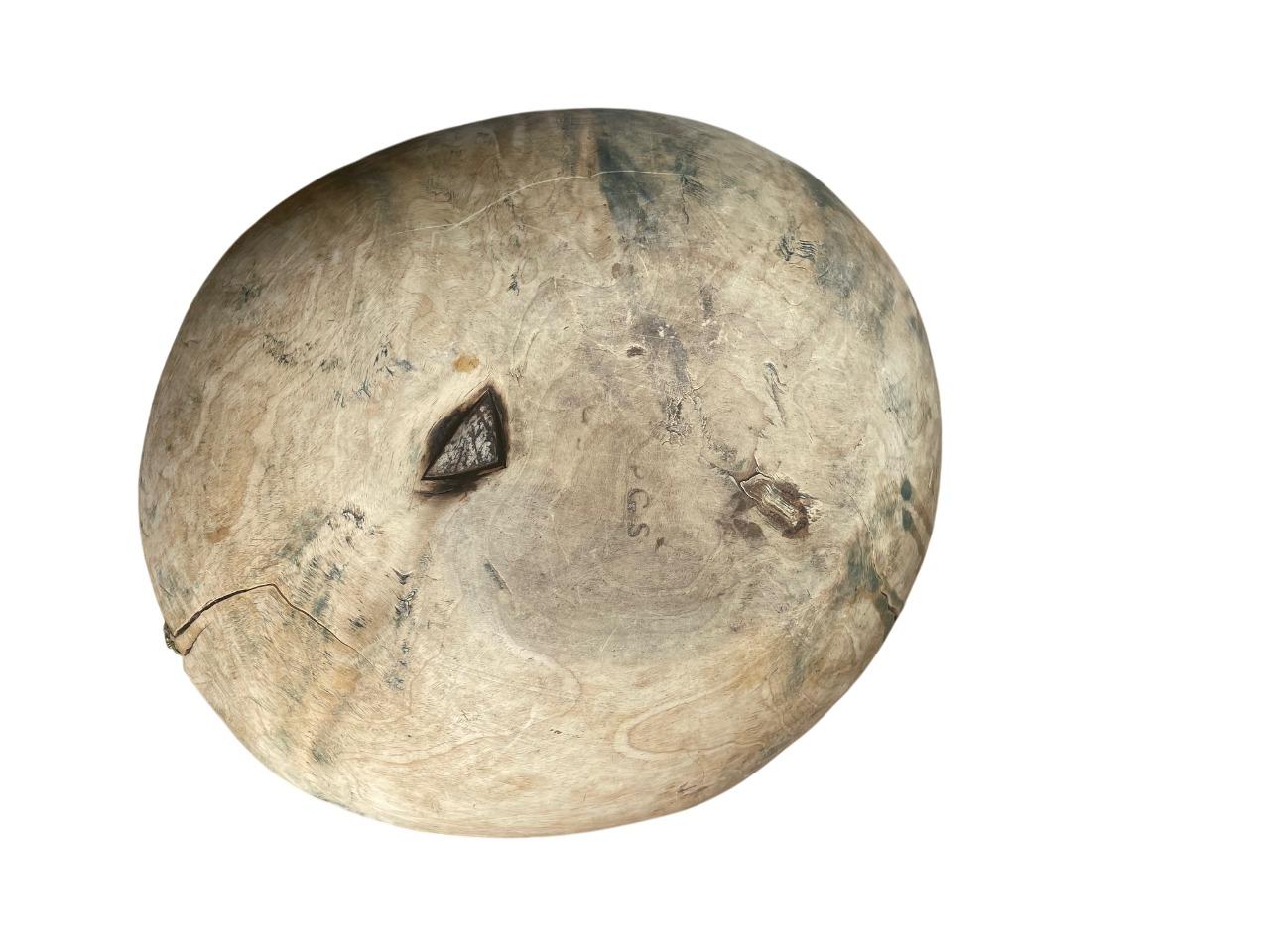 XVIIIe siècle et antérieur 18th/19th Century Swedish Wabi-Sabi Hand-Carved Birch Bowl with Maker’s Mark en vente