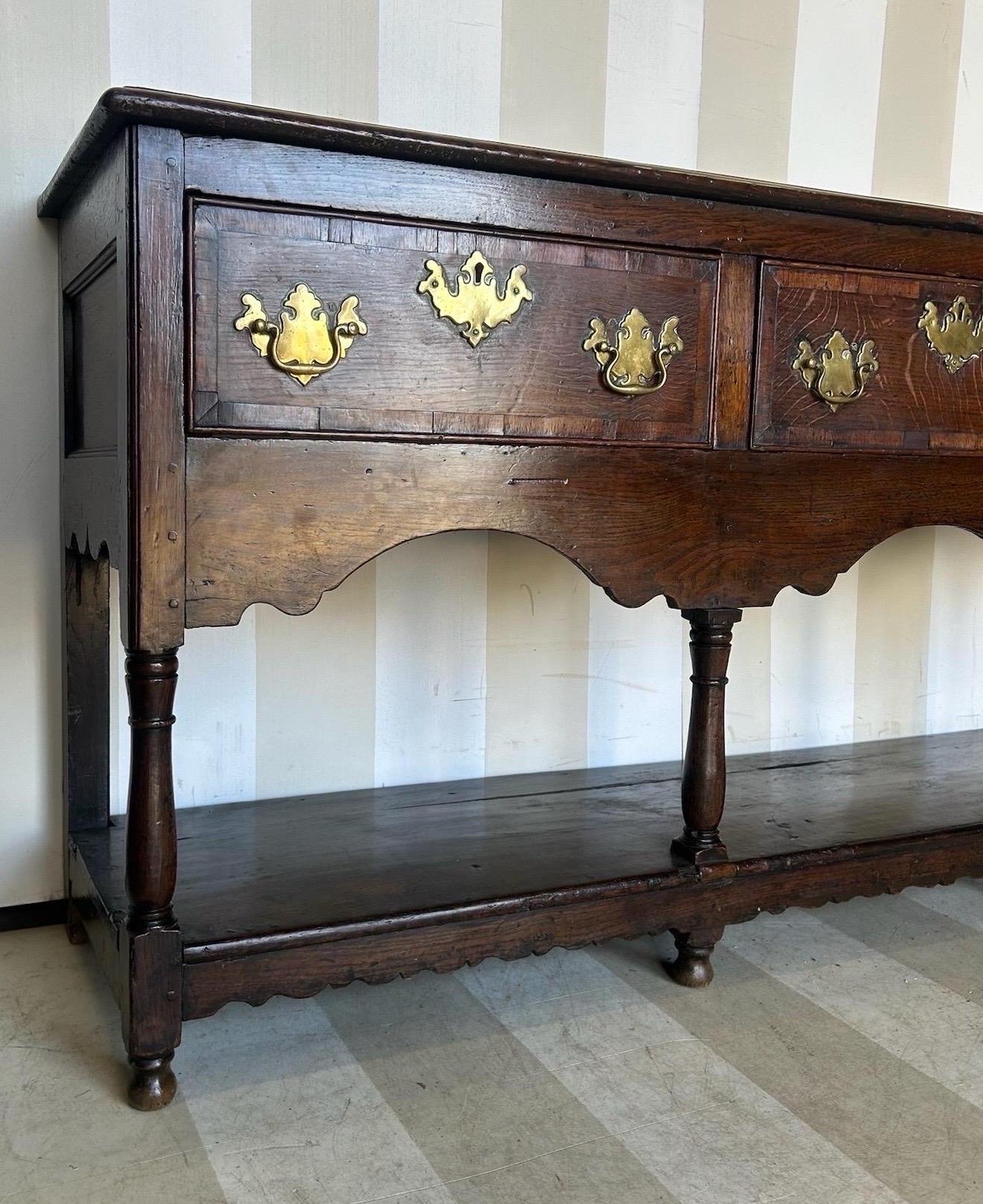 18th-19th Century Welsh Elm and Oak Dresser with Potboard In Good Condition For Sale In Richmond, VA