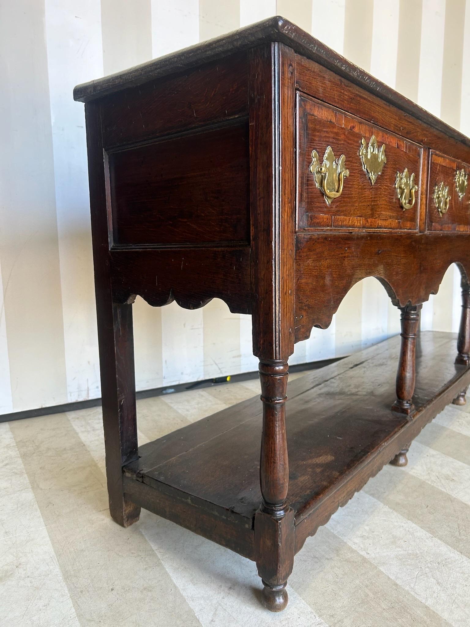 18th-19th Century Welsh Elm and Oak Dresser with Potboard For Sale 2