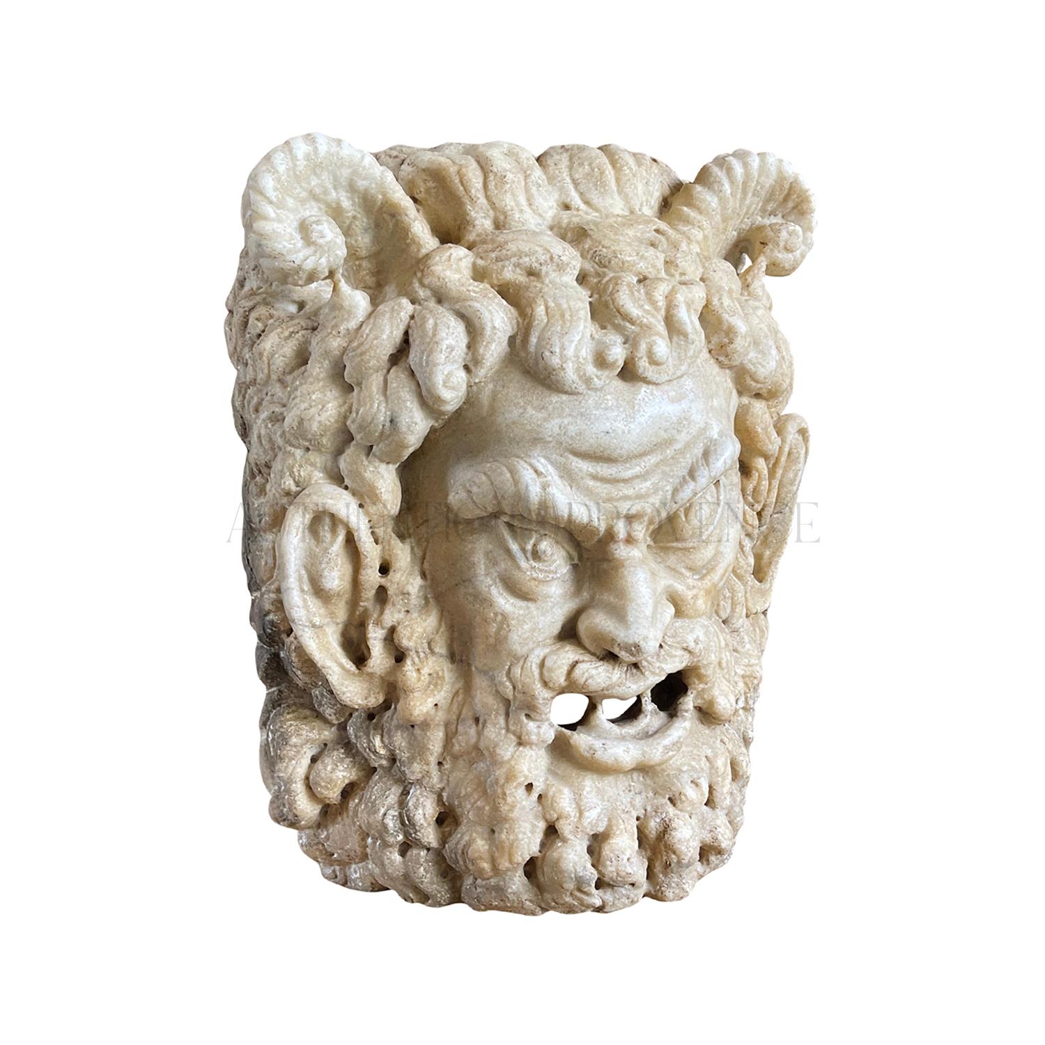 18th-19th Century White Italian Carrara Marble Satyr Mask, Antique Décor In Good Condition For Sale In West Palm Beach, FL