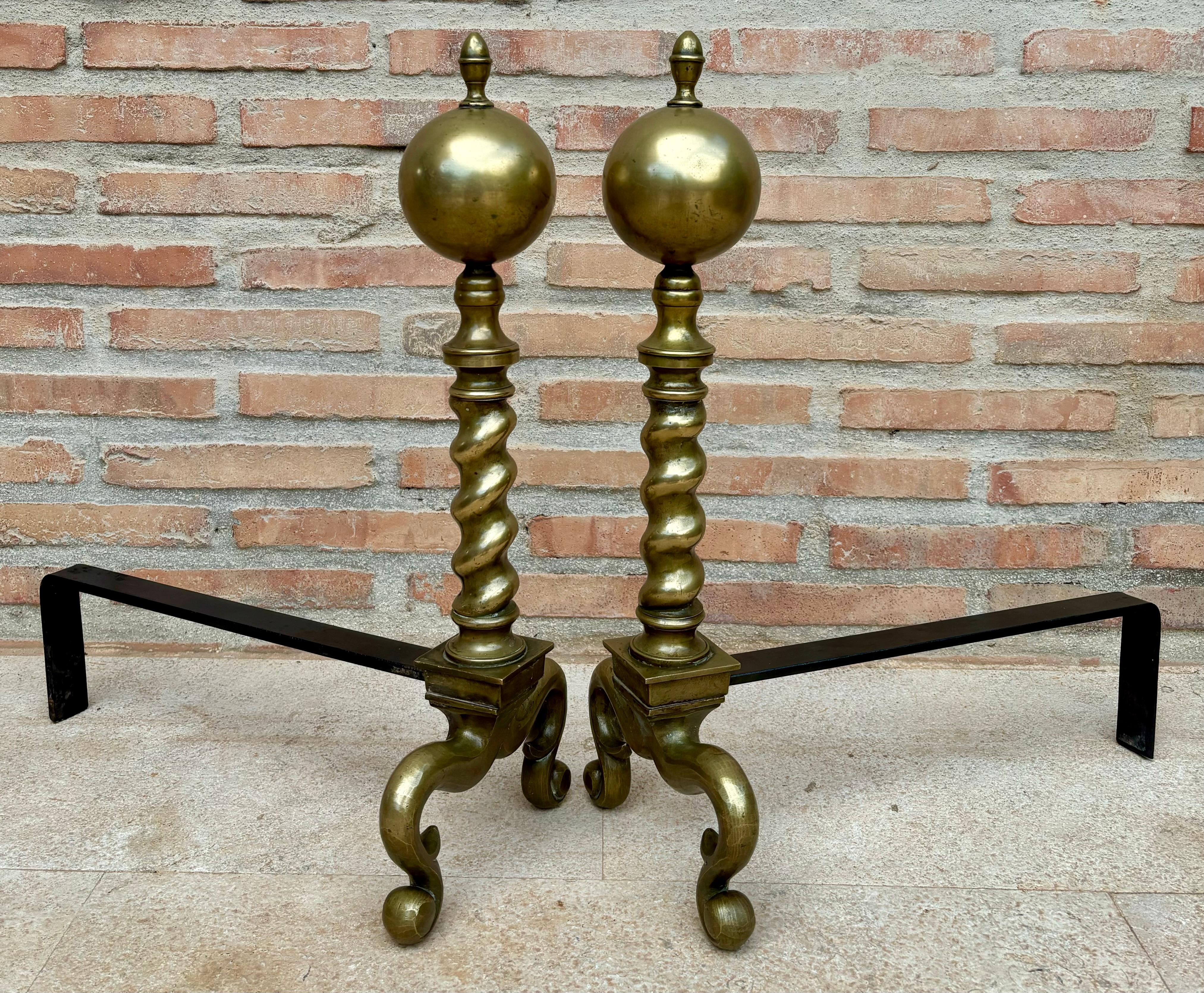 18th American Chippendale Style Brass Cannonball Andiron Firedog with Log Stops For Sale 2
