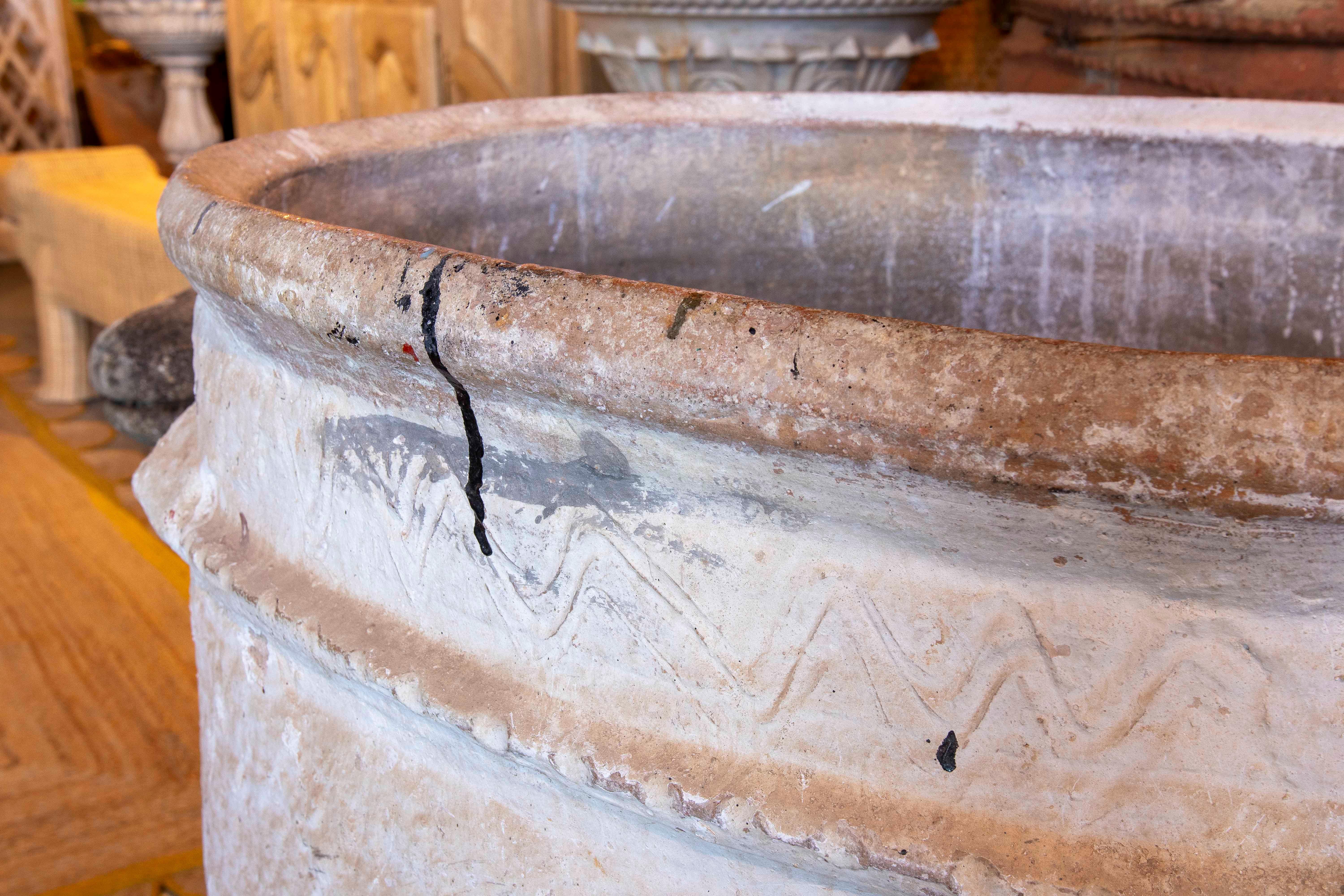 18th Arabian Whitewashed Ceramic Bath 5